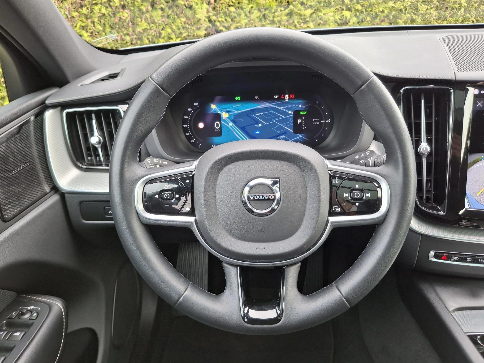 Volvo XC60 T8 Plug-in hybrid AWD Ultimate Dark