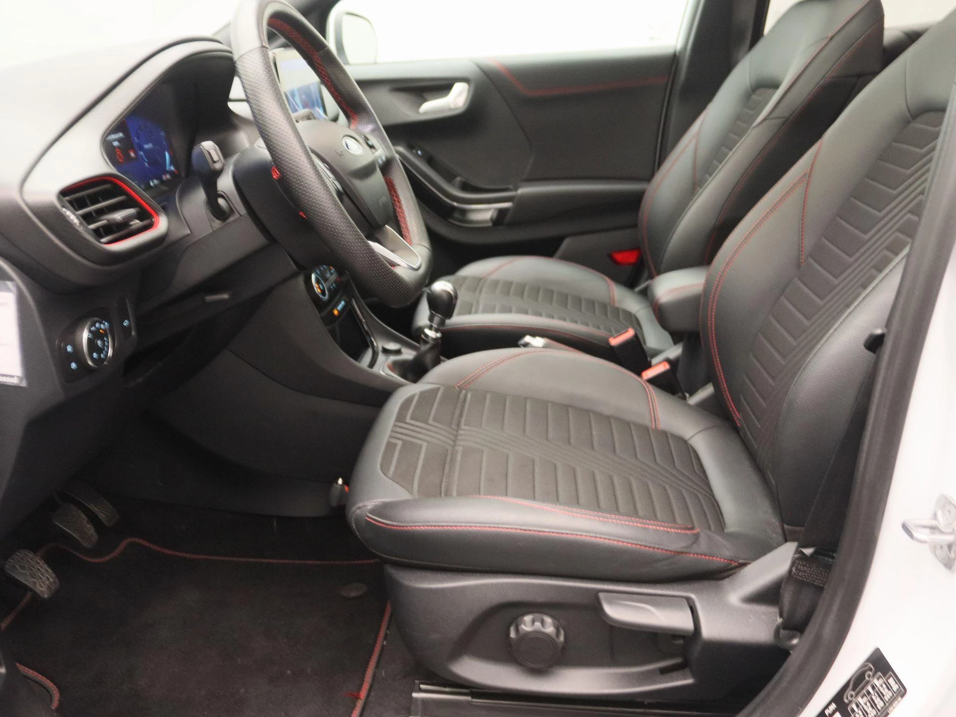 Ford-Puma-image-12