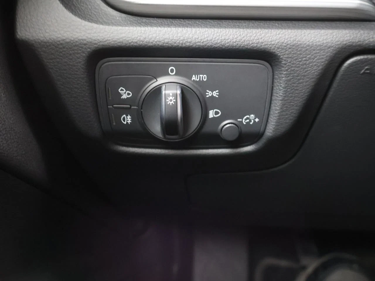 Audi A3 Sportback 1.0 TFSI 116pk Sport * NAVI*BLTH*CRUISE*PDC*...