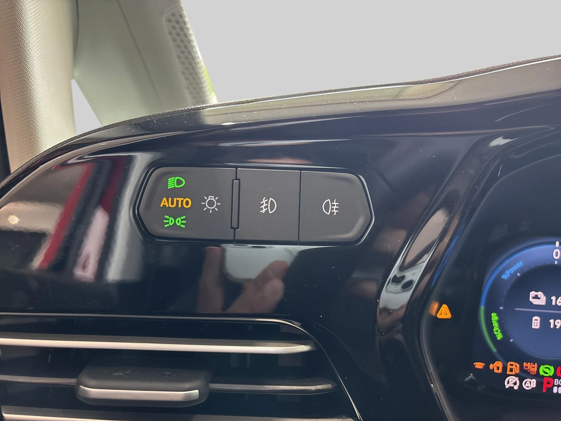 Ford-Tourneo Connect-image-16