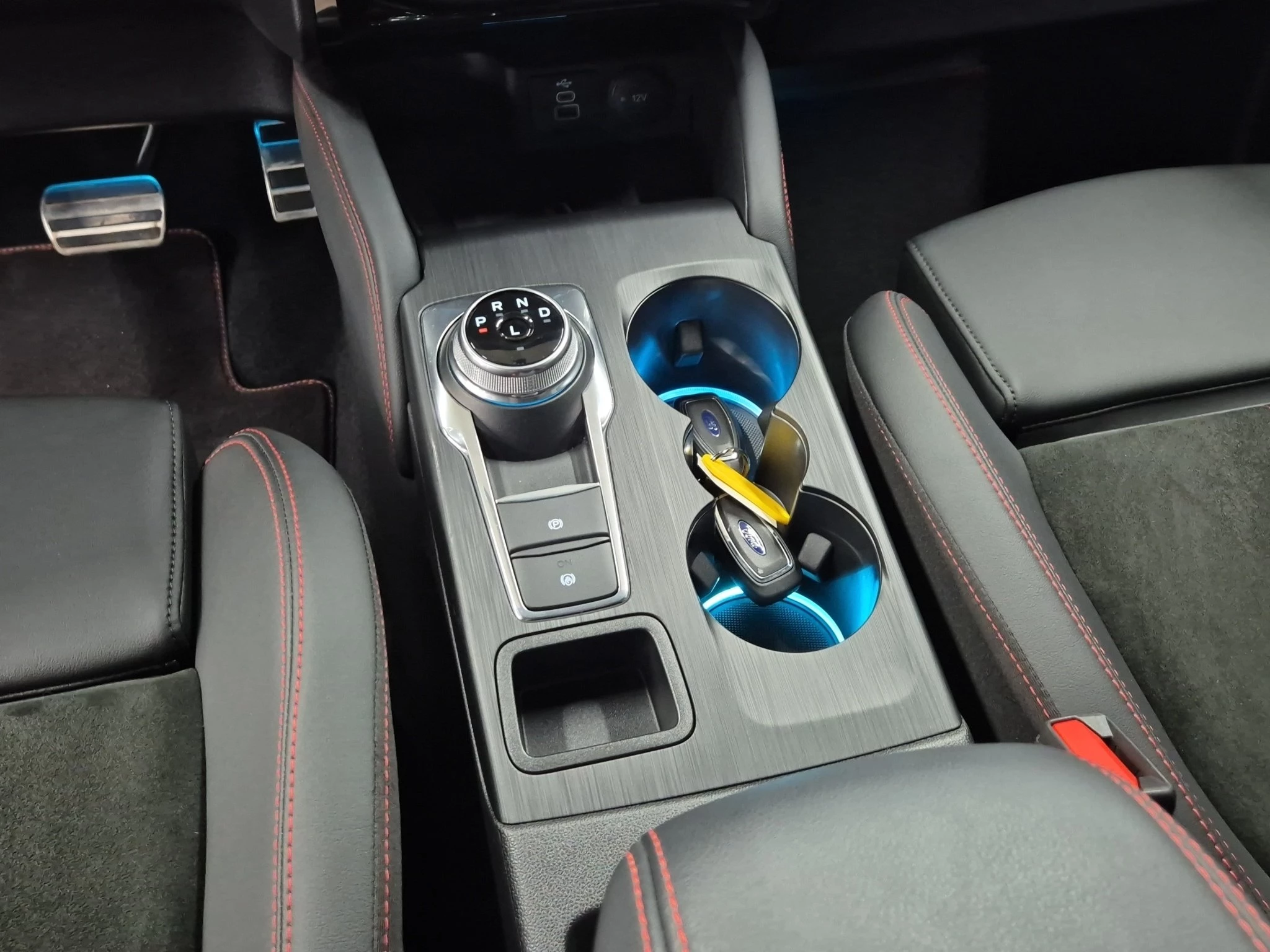 Ford-Kuga-image-13