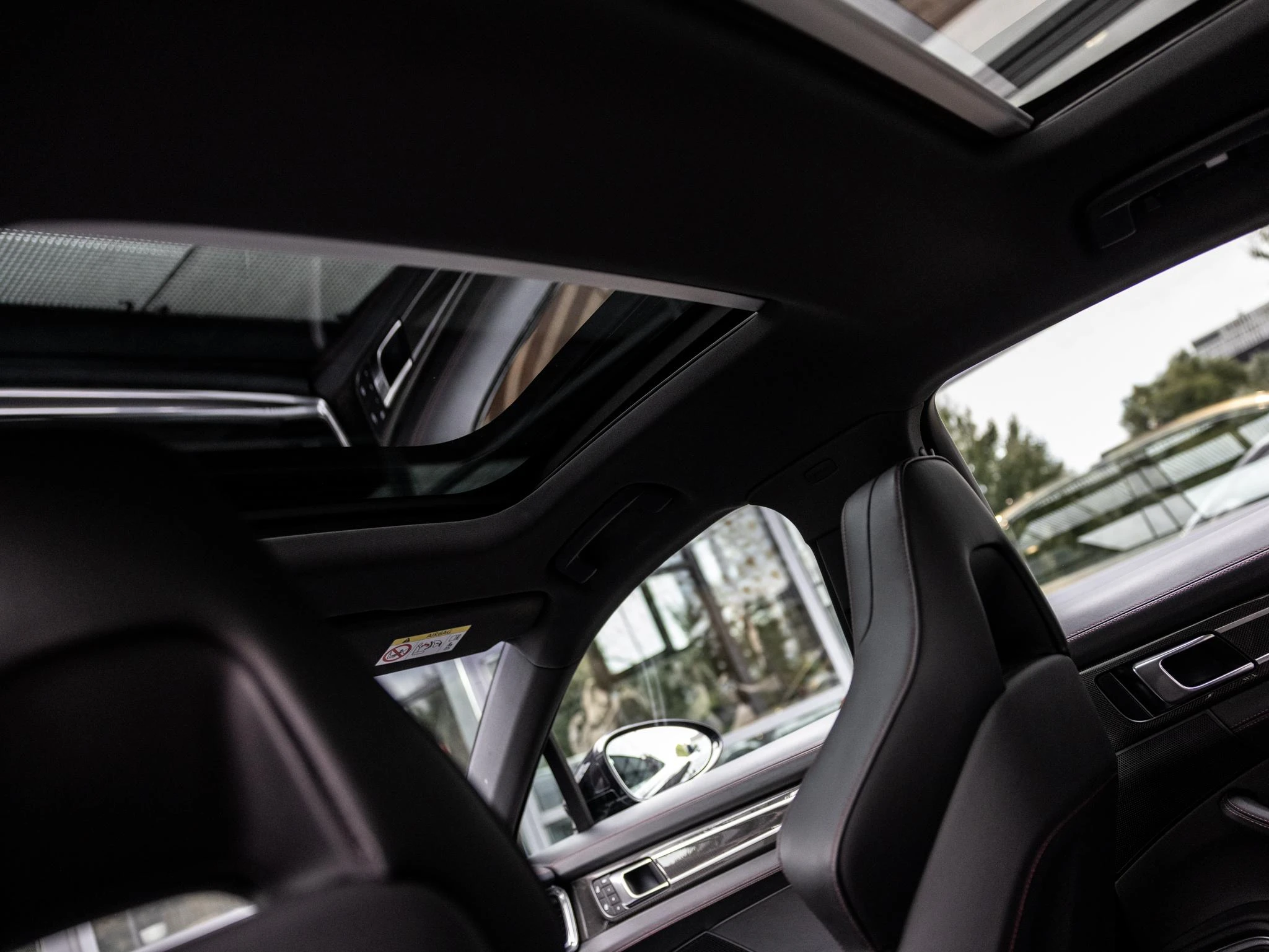 Porsche-Panamera-image-51