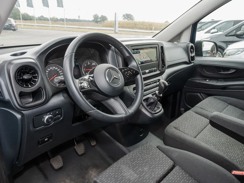 Mercedes-Benz-Vito 116-image-8