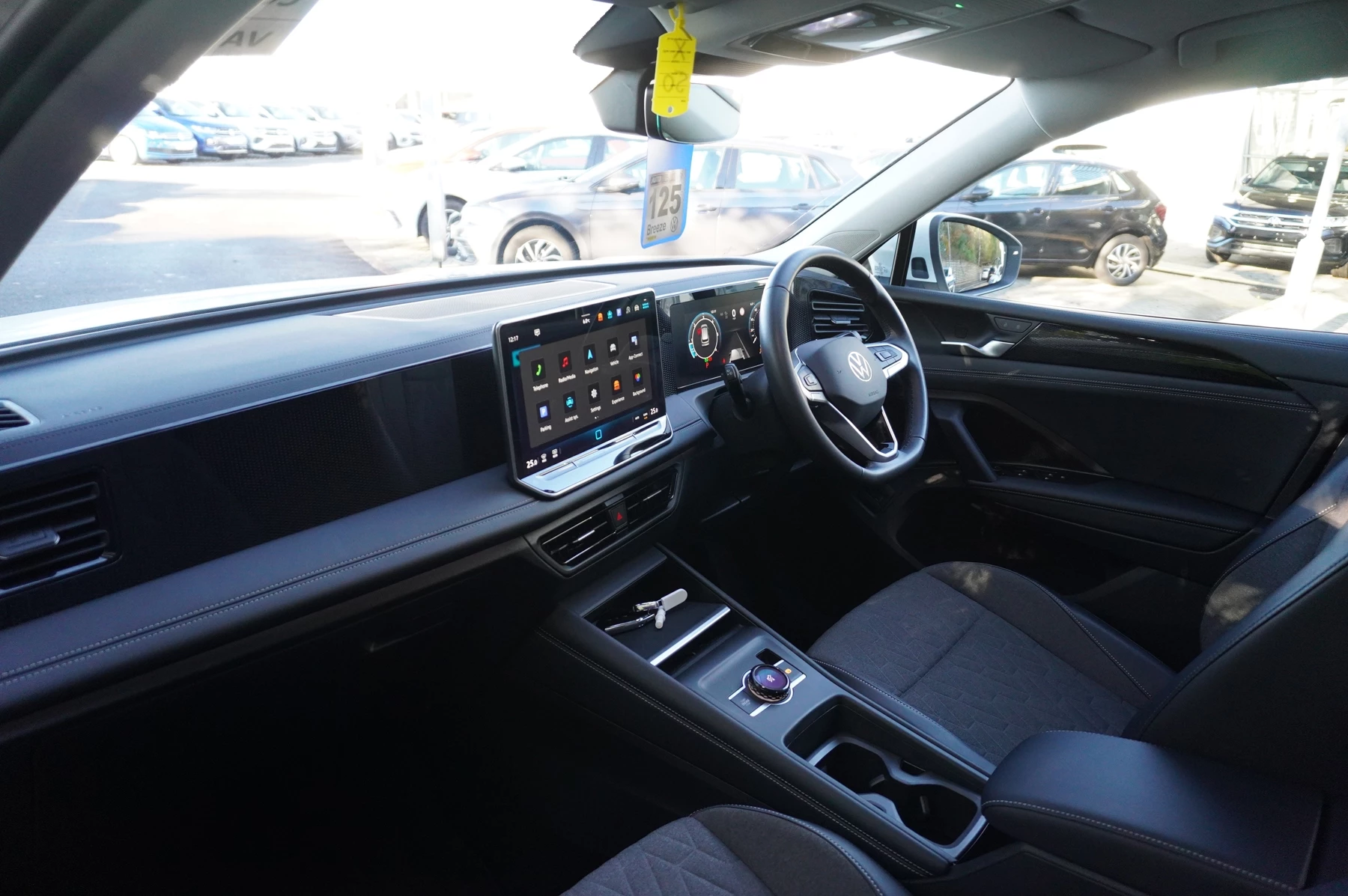 Volkswagen-Tiguan-image-1