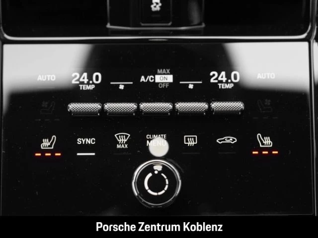 Porsche Panamera 4 E-Hybrid -