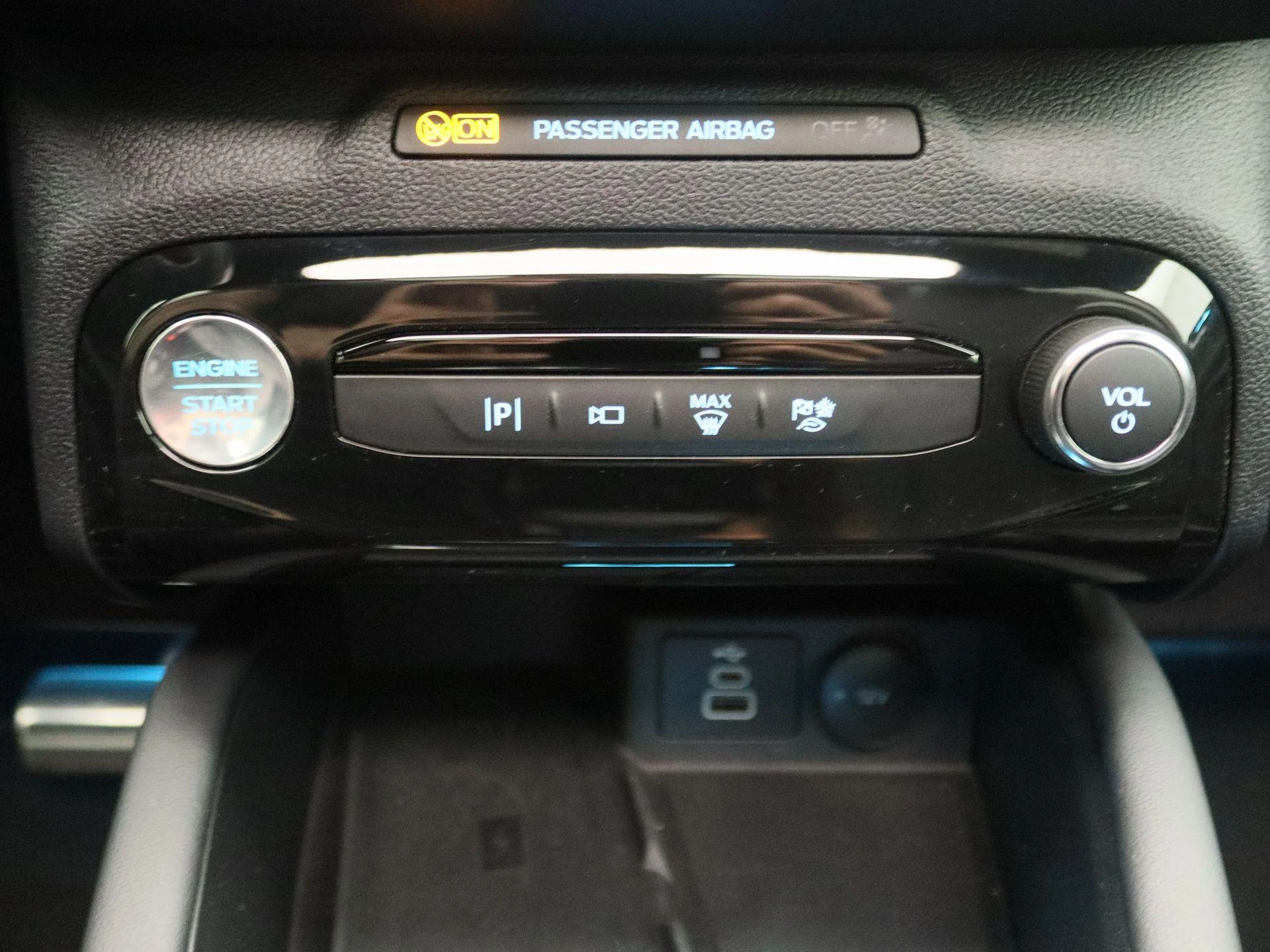 Ford-Kuga-image-10