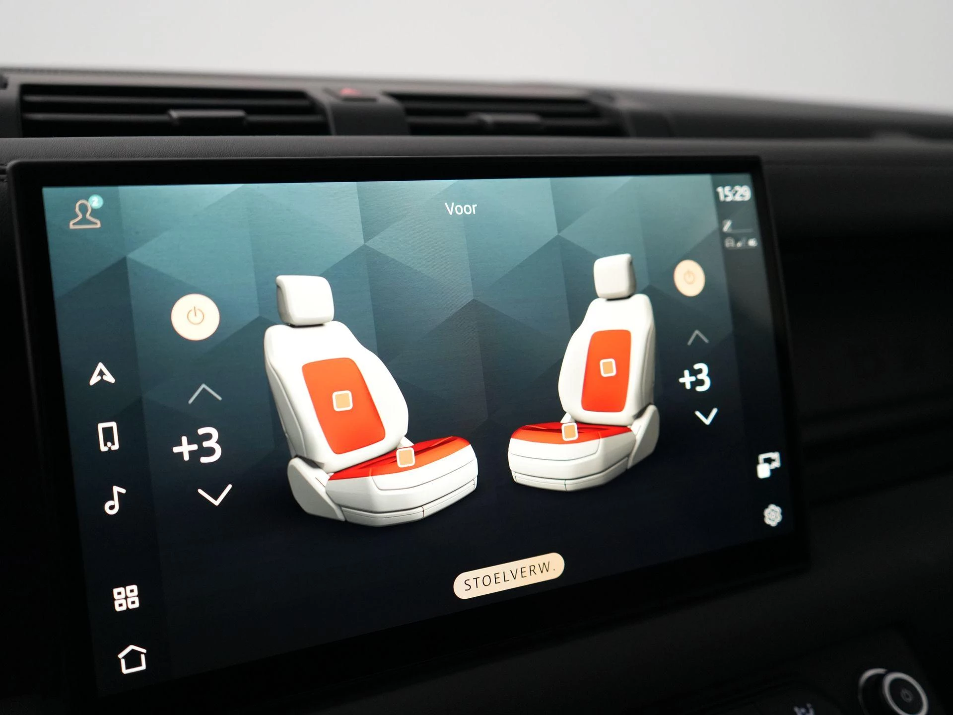 Land Rover-Defender-image-24