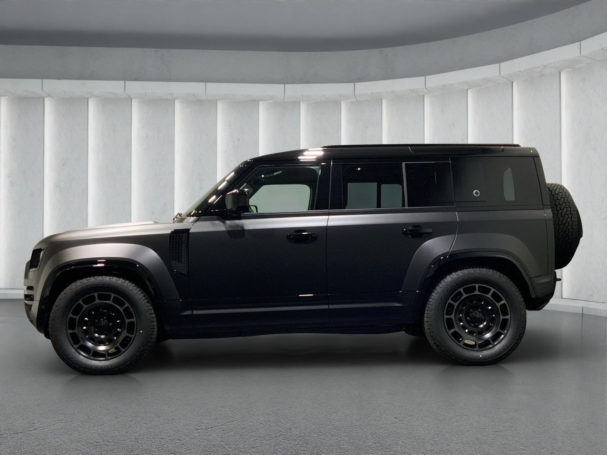 Land Rover-Defender-image-4