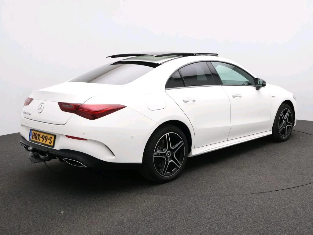 Mercedes-Benz-CLA-image-1