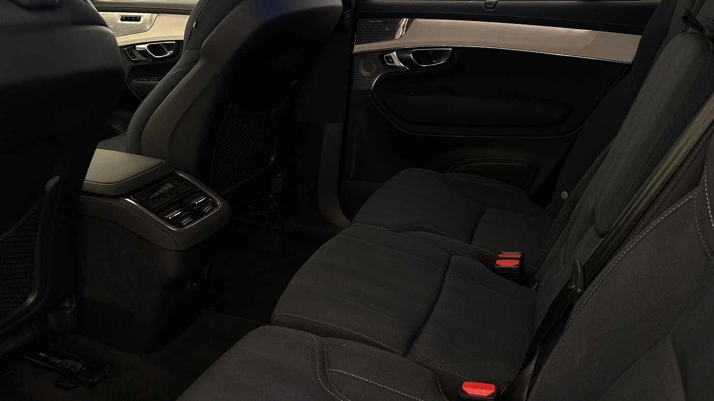 Volvo-XC90-image-6