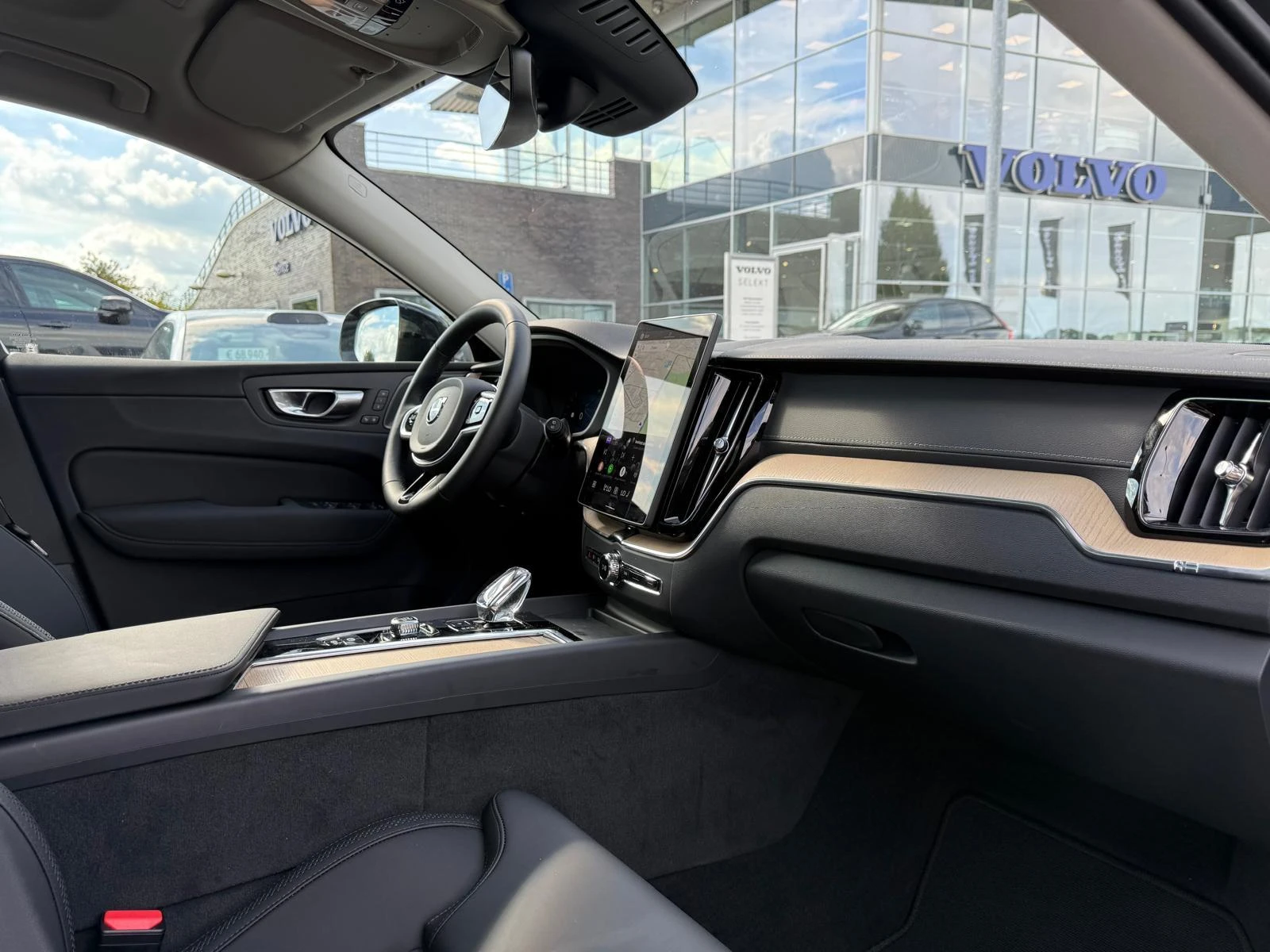 Volvo-XC60-image-17
