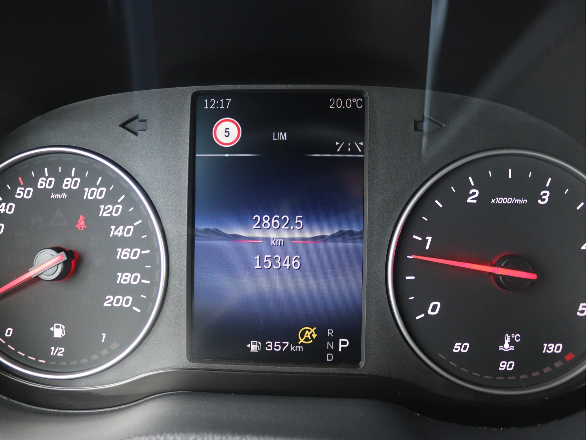 Mercedes-Benz-Sprinter-image-5