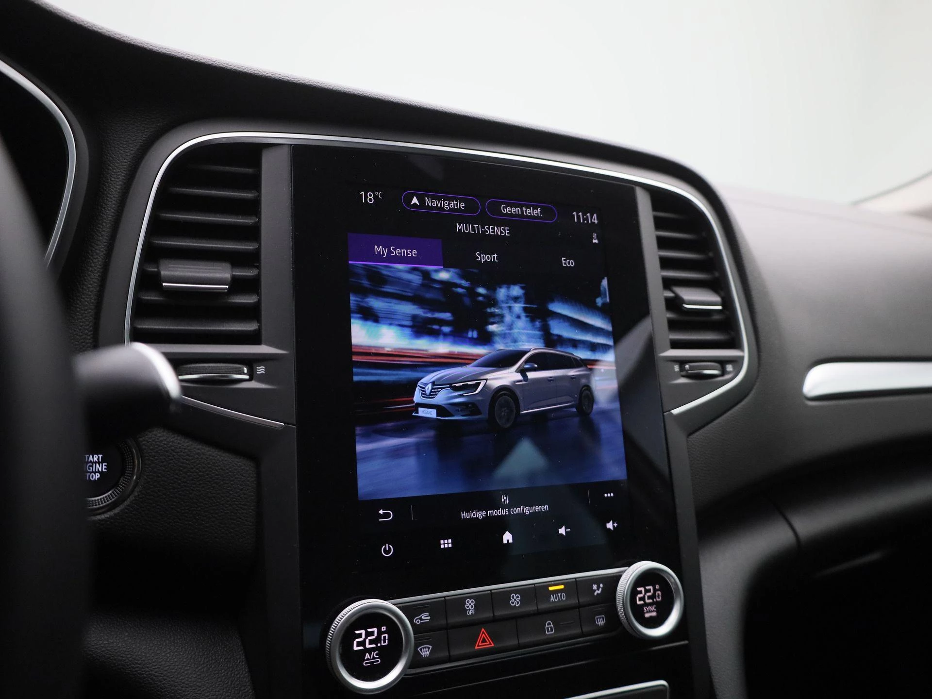 Renault-Mégane Estate-image-25