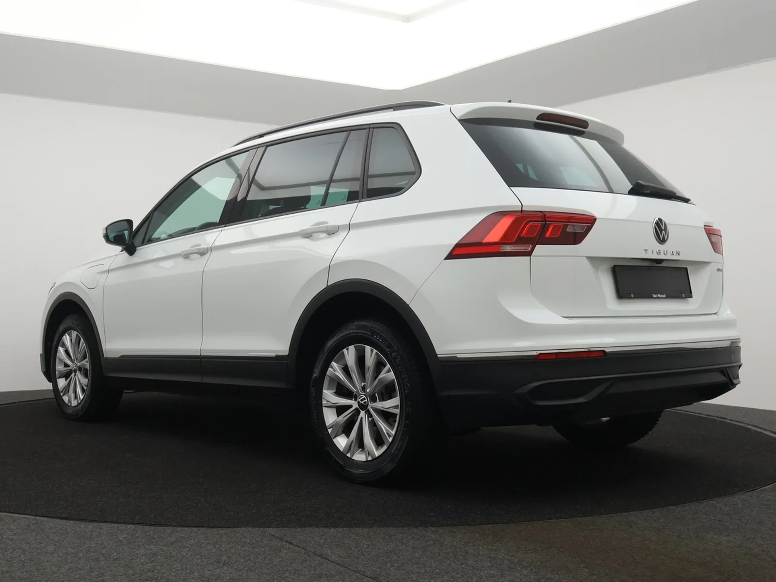 Volkswagen Tiguan eHybrid (PHEV) Tiguan Life 1.4TSI eHybrid 150PK *AUTOMAAT*CAMERA*PDC*VIRTUAL COCKPIT*NAVI*APP-CONNECT*...*