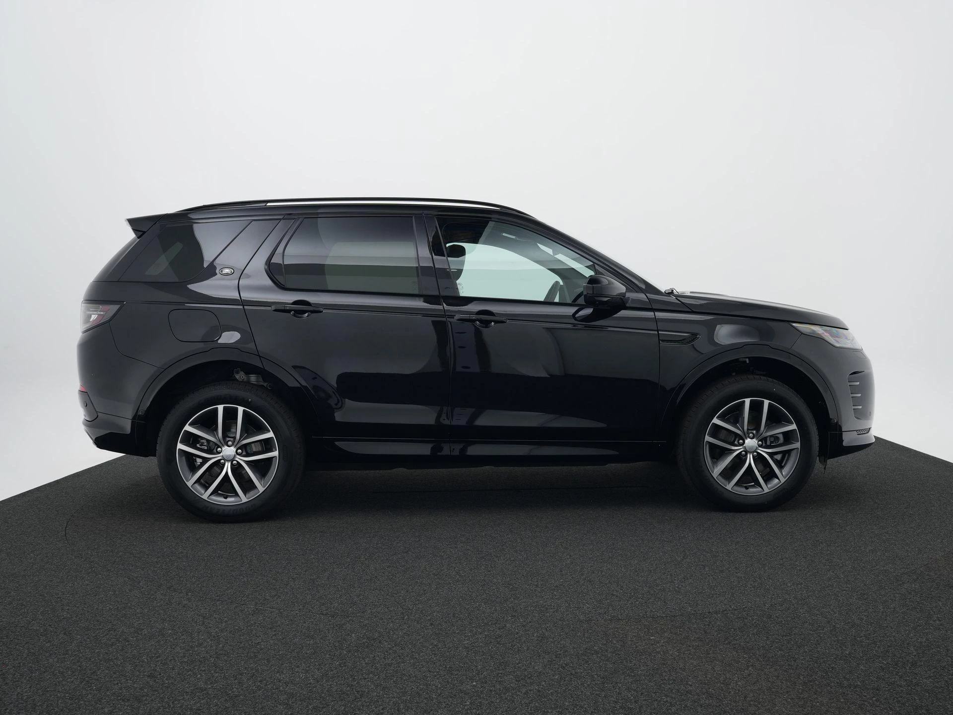 Land Rover-Discovery Sport-image-5