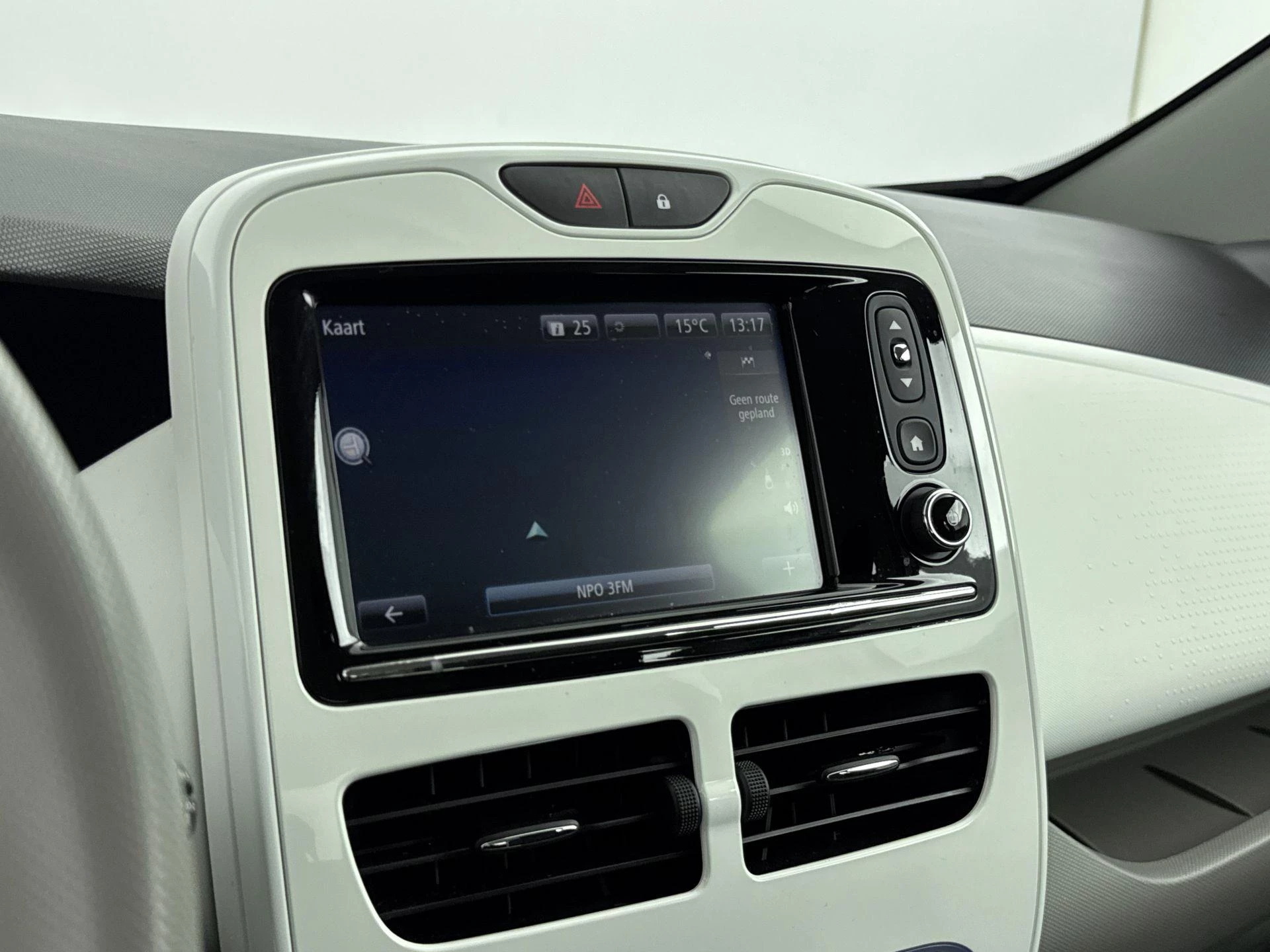 Renault-ZOE-image-19