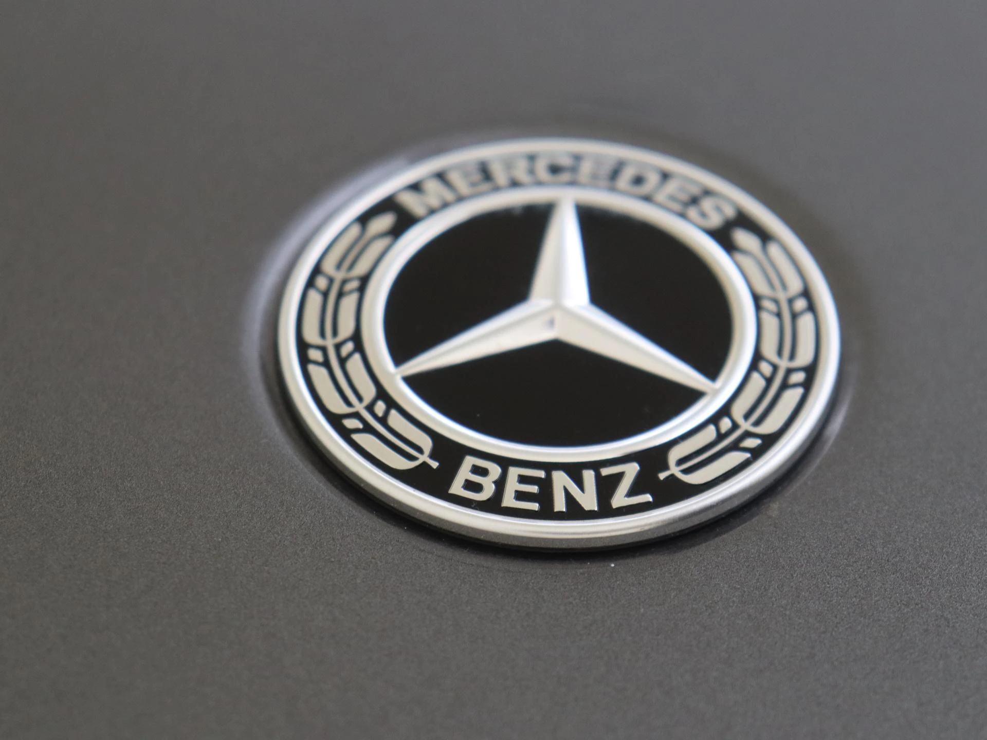 Mercedes-Benz-GLA-image-25