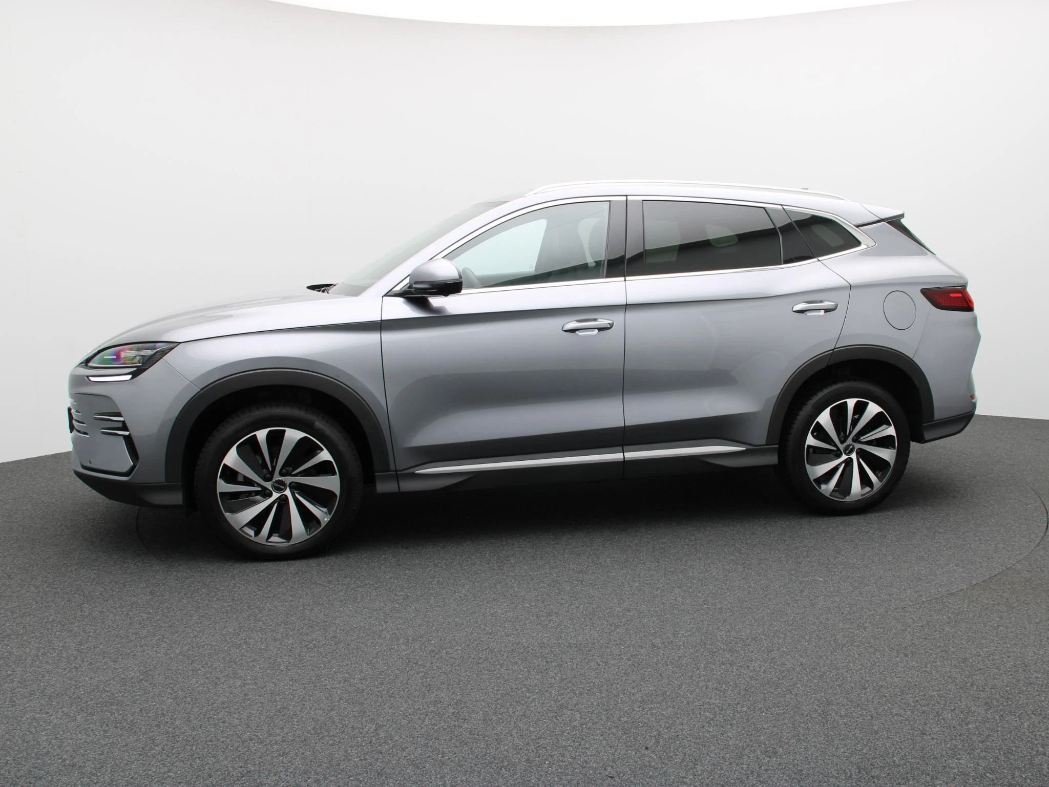 BYD-SEAL U-image-1