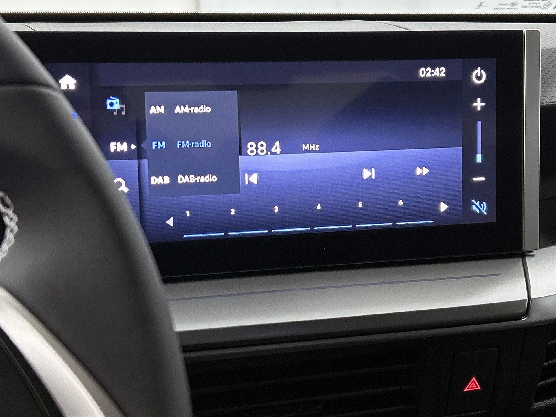 Opel-Frontera-image-6