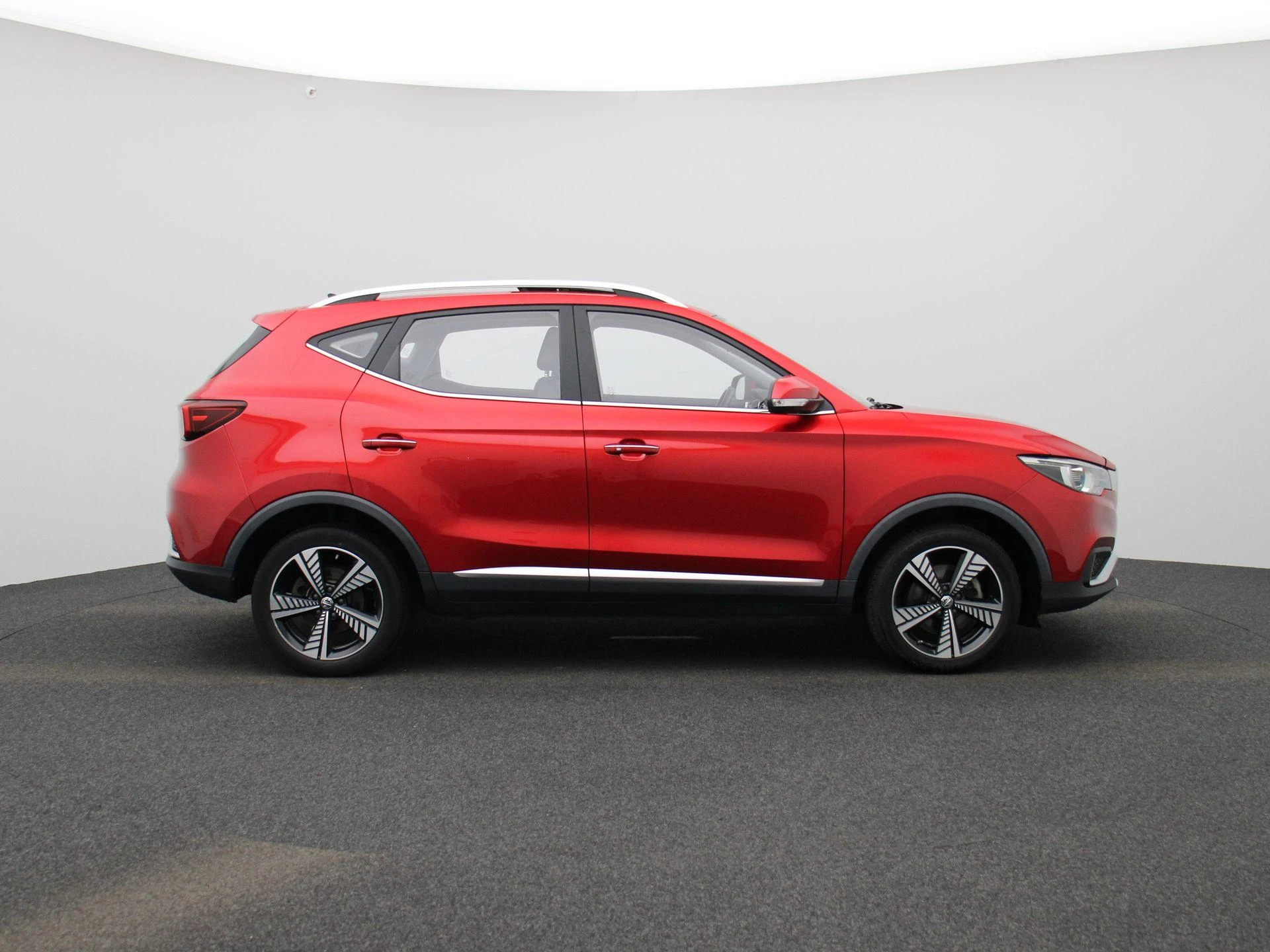 MG-ZS EV-image-5