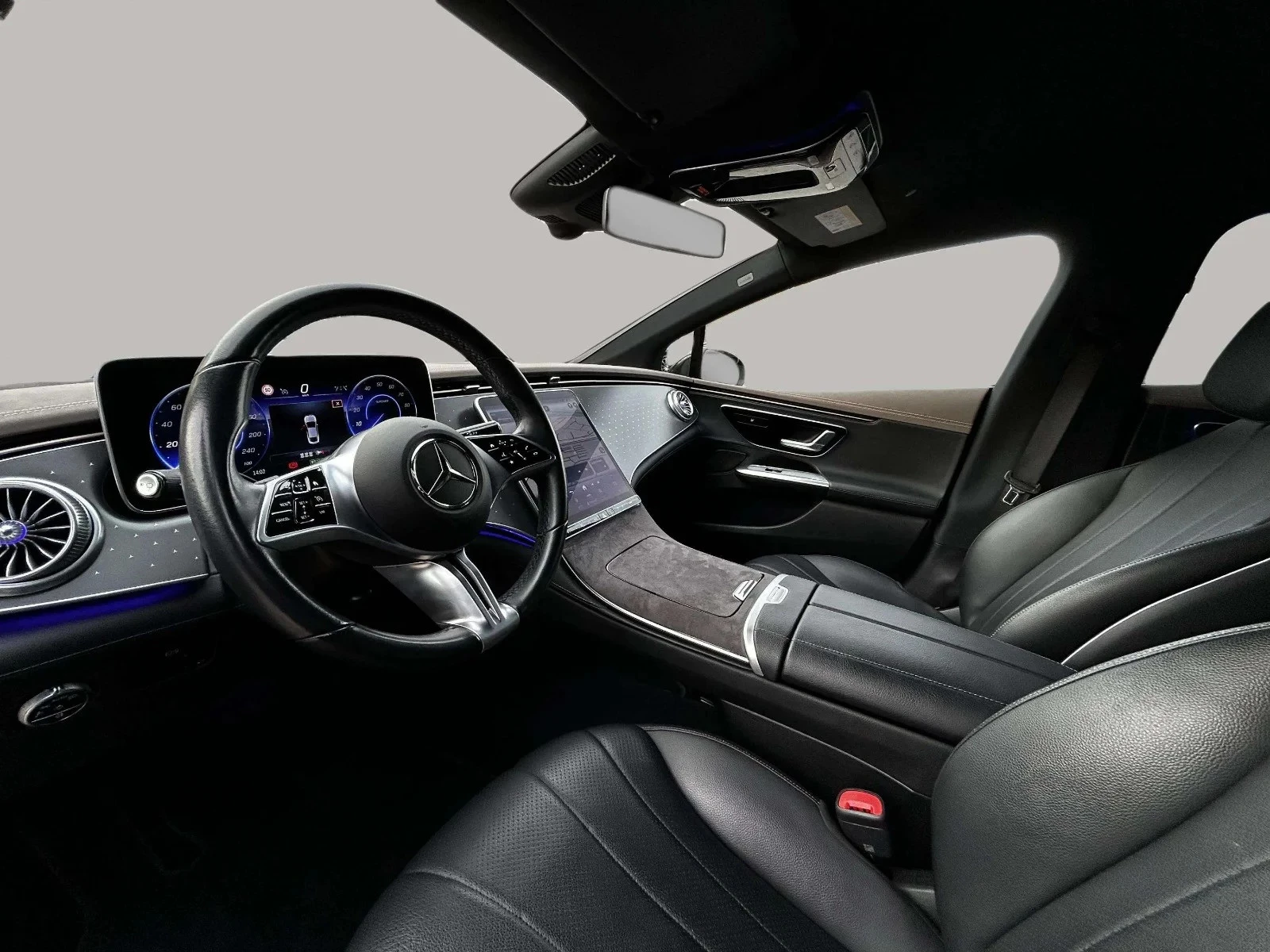 Mercedes-Benz-EQE-image-9