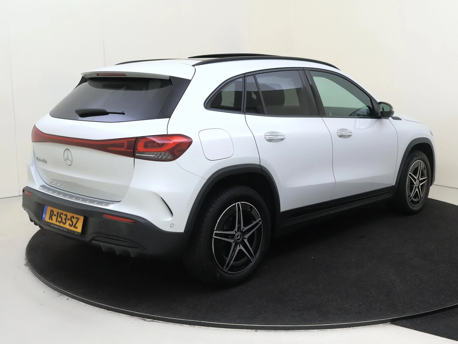 Mercedes-Benz EQA 250 Business Solution AMG 67 kWh