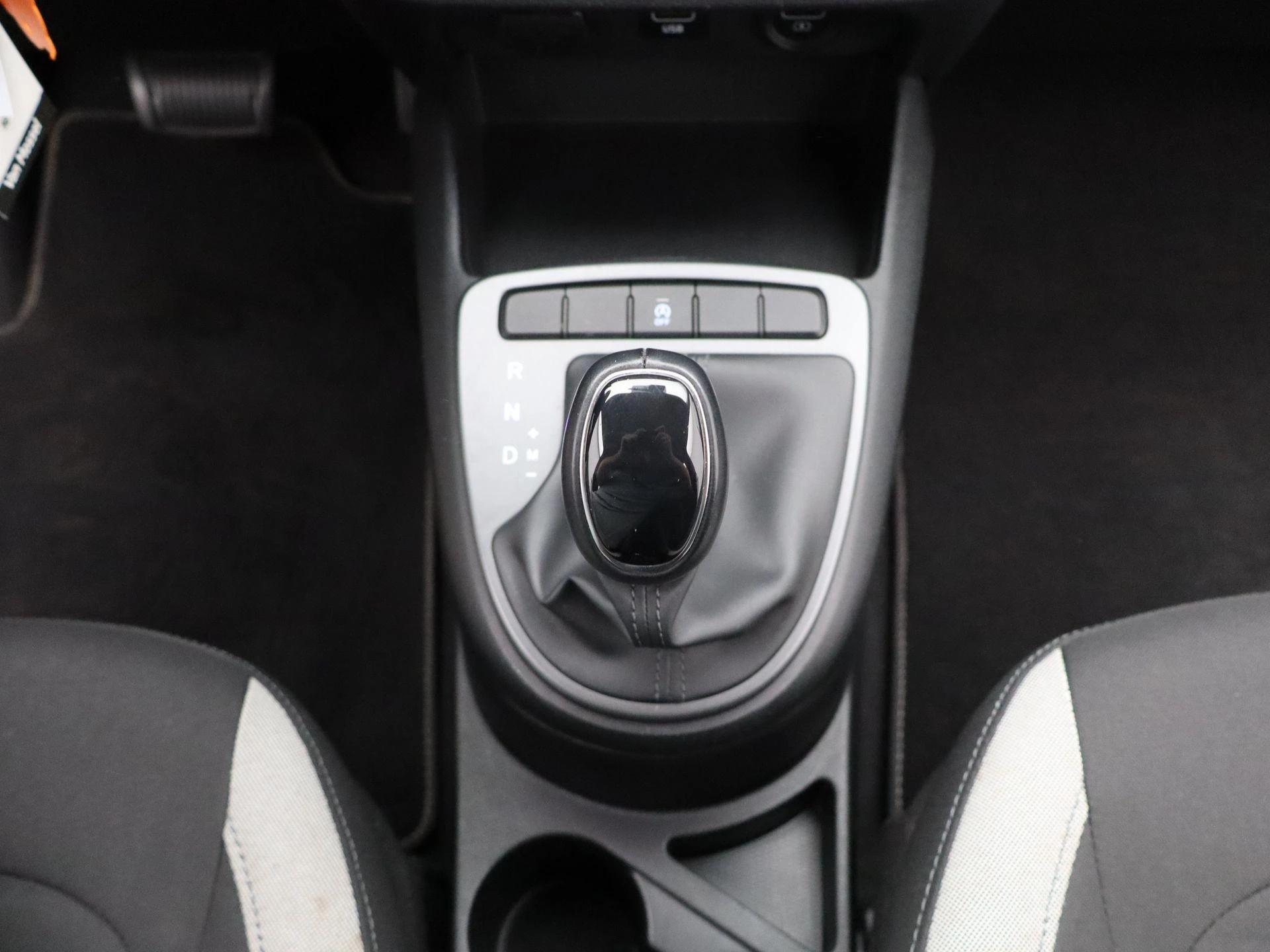 Hyundai-i10-image-19