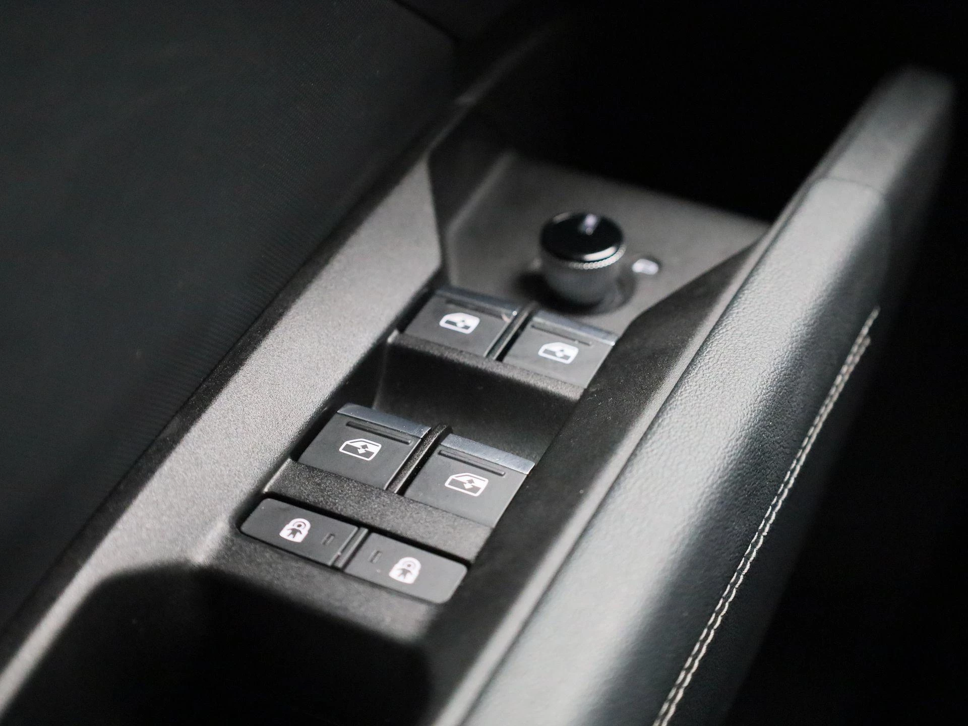 Audi-Q4 Sportback e-tron-image-32