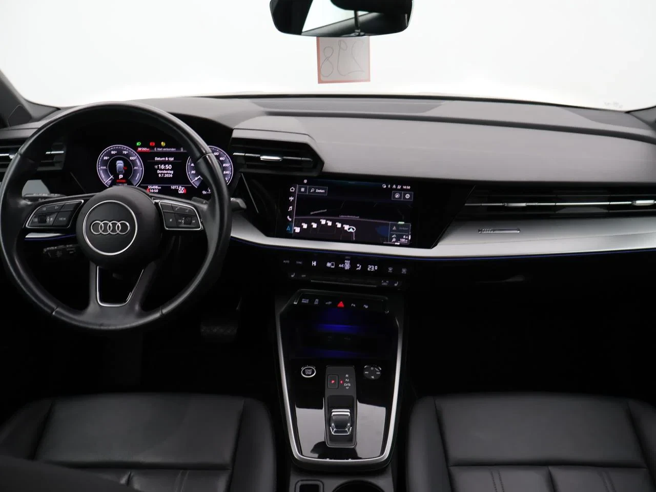 Audi A3 Sportback PHEV Audi A3 Sportback PHEV S line 40TFSIe 204PK *AUTOMAAT*LEDER*PDC*ACC*VIRTUAL COCKPIT*NAVI*APP-CONNECT*AIRCO*...*