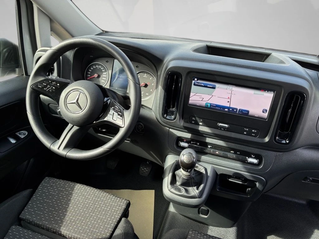 Mercedes-Benz-Vito 116-image-11