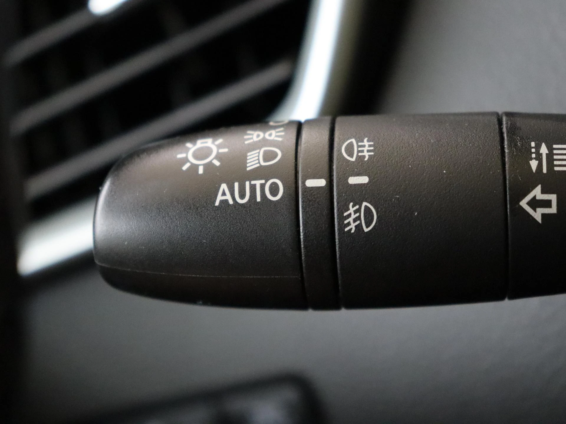 Nissan-QASHQAI-image-23