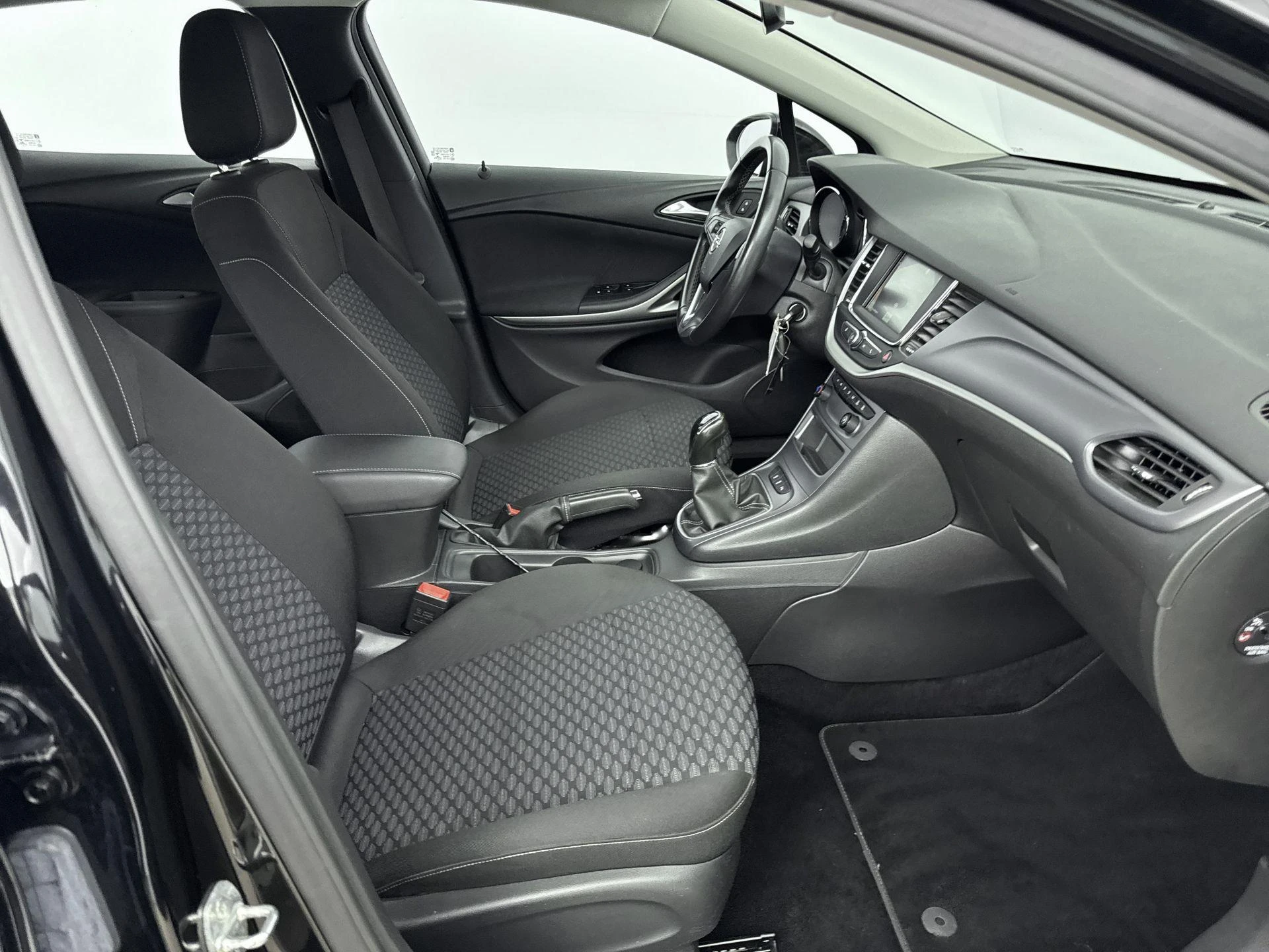 Opel-Astra-image-23