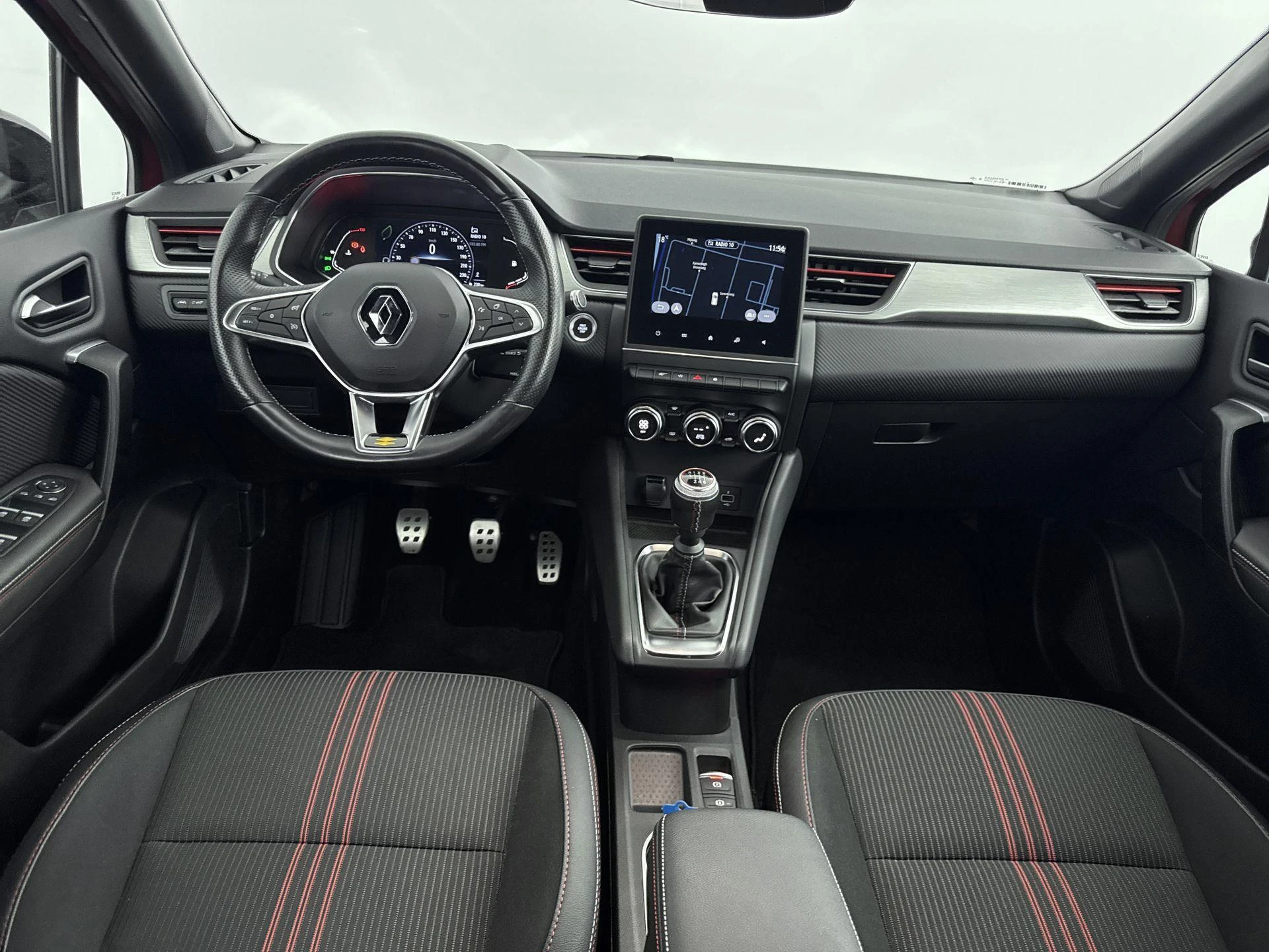 Renault-Captur-image-16
