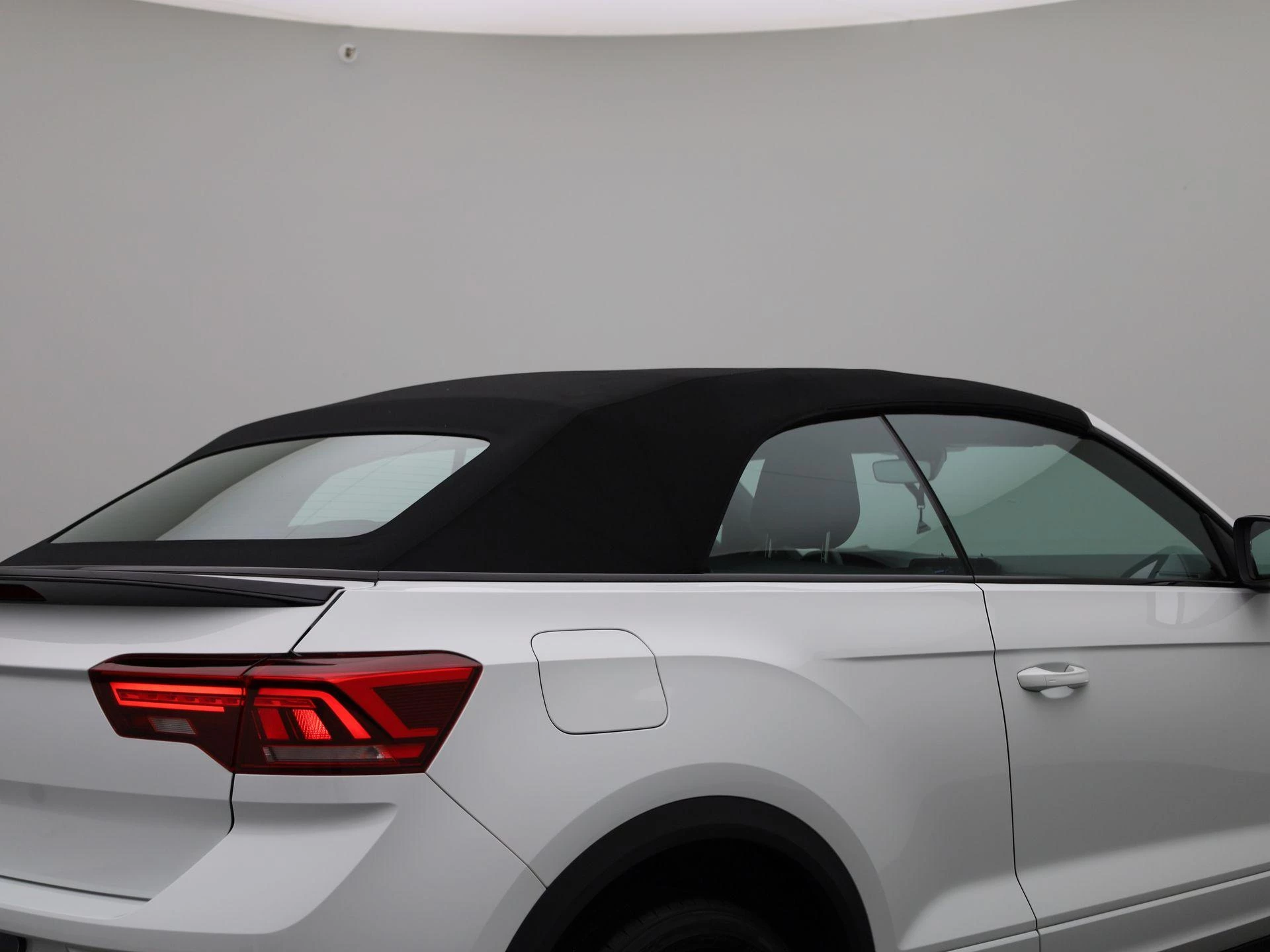 Volkswagen T-Roc Cabrio 1.5 TSI R-Line 150 PK|