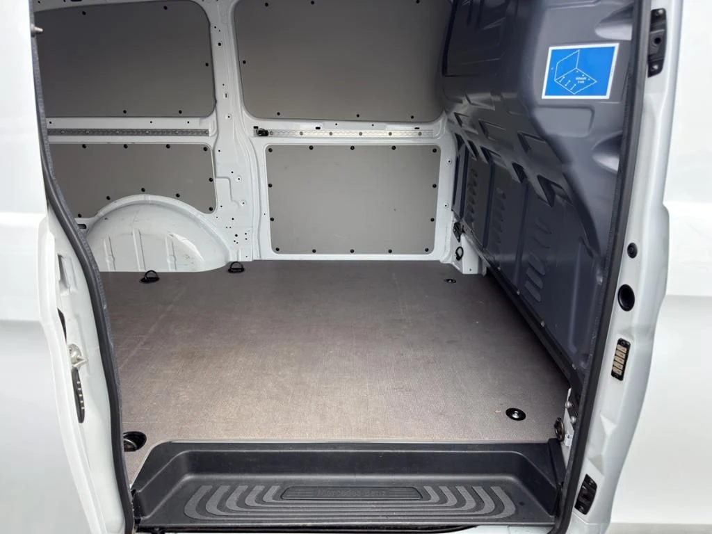 Mercedes-Benz-Vito 116-image-18