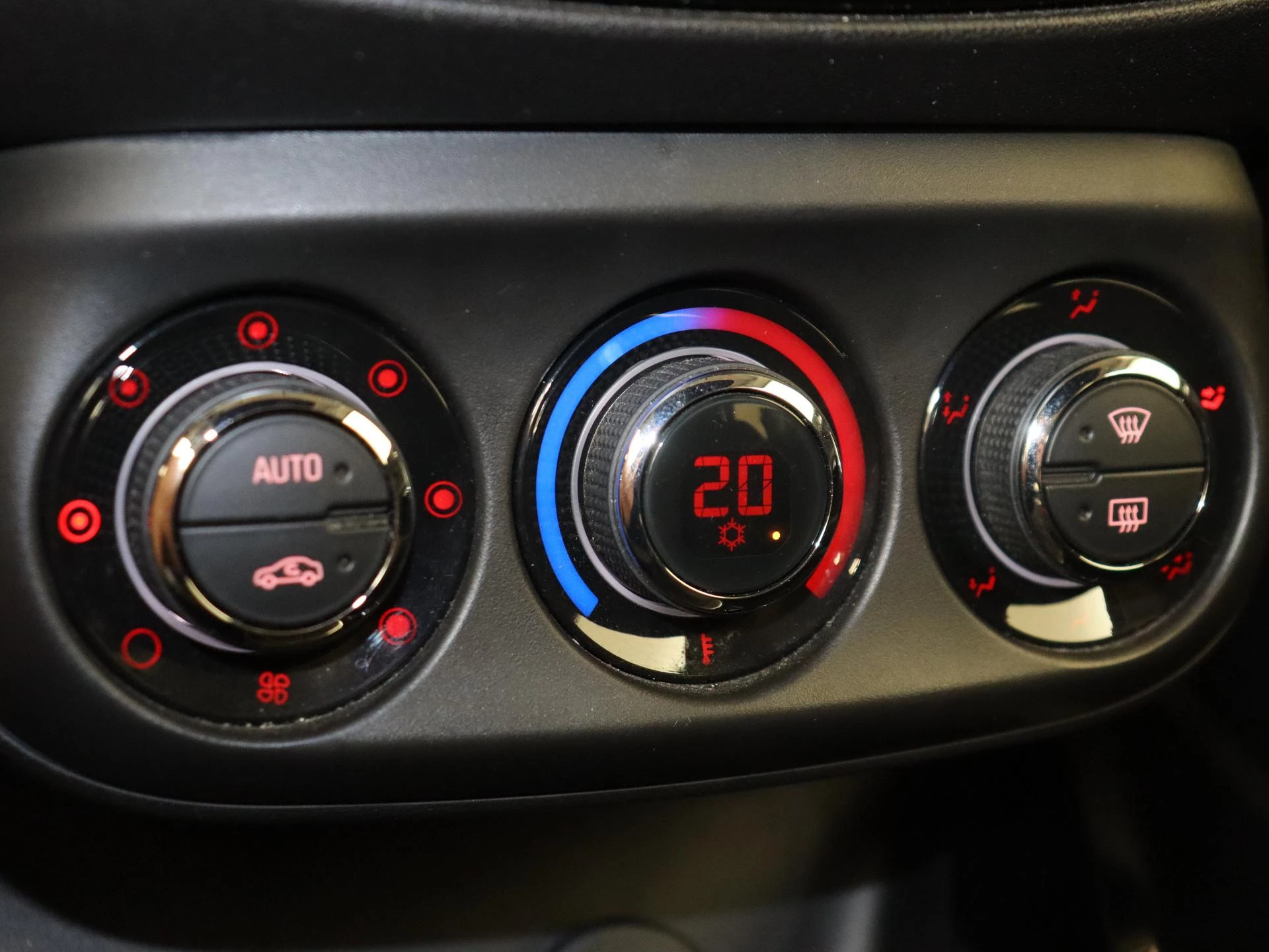 Opel-ADAM-image-17