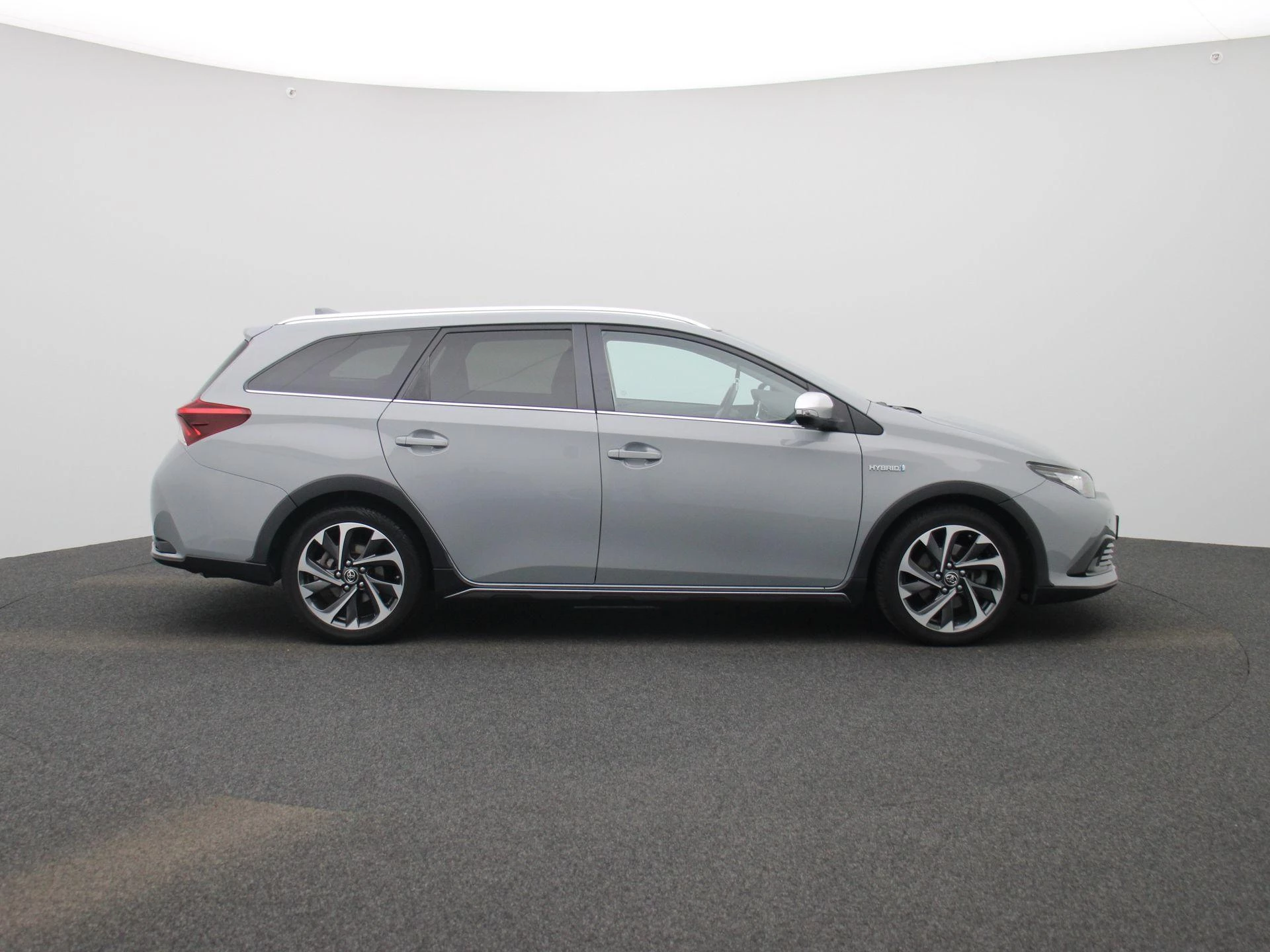 Toyota-Auris-image-5