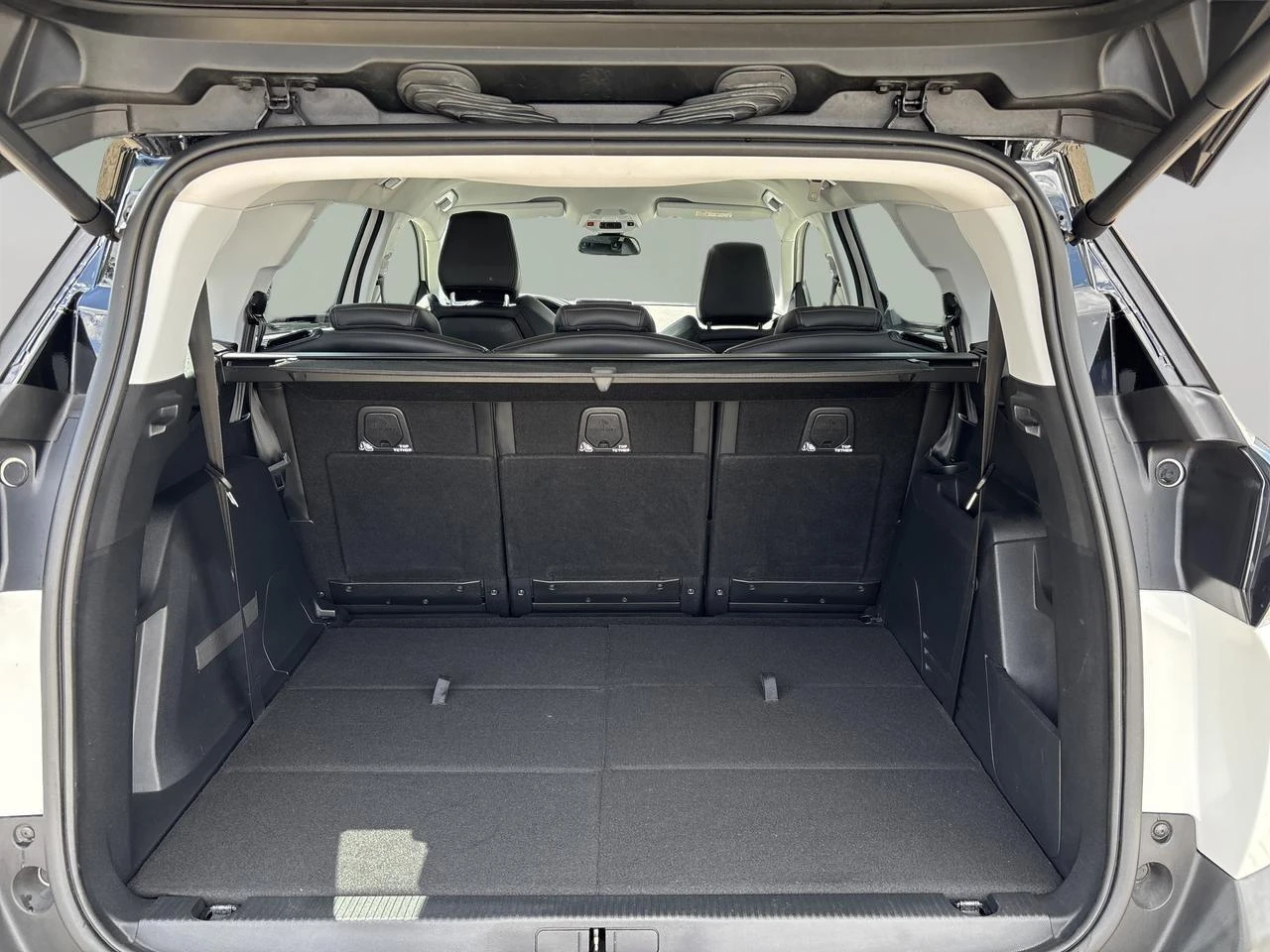 Peugeot-5008-image-6