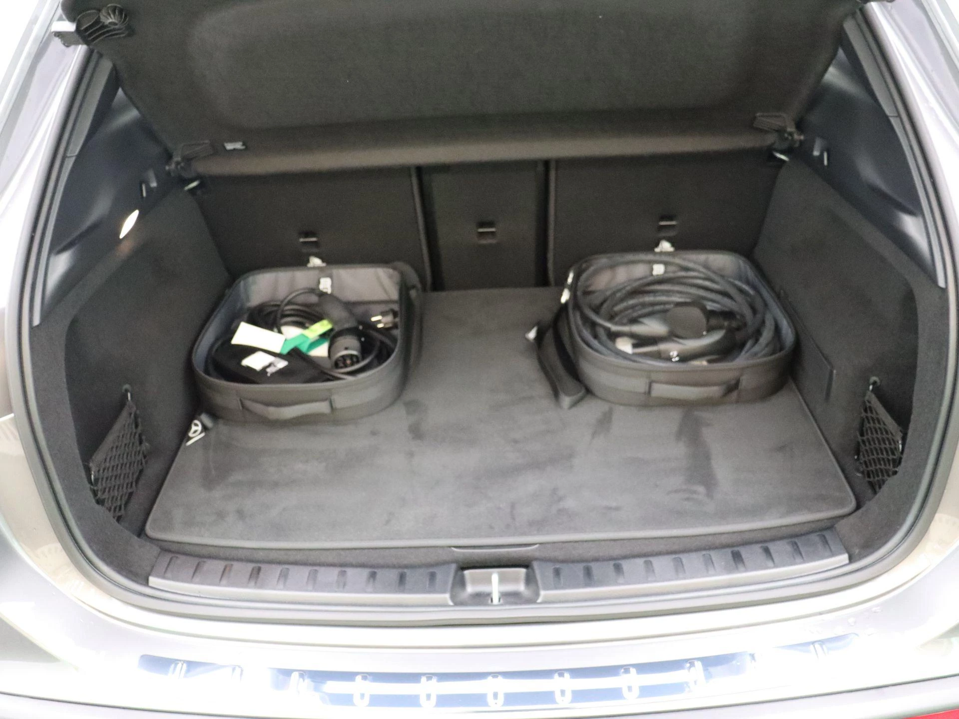 Mercedes-Benz EQA 250+ STAR EDITION + AMG + PANO DAK + BURMESTER + TREKHAAK + HEAD UP