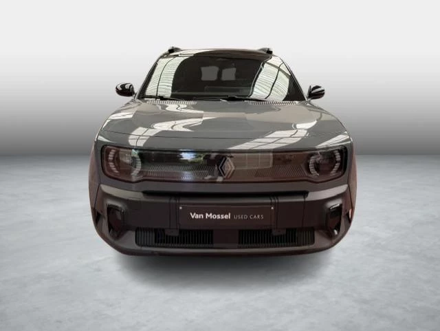 Renault-4-image-1