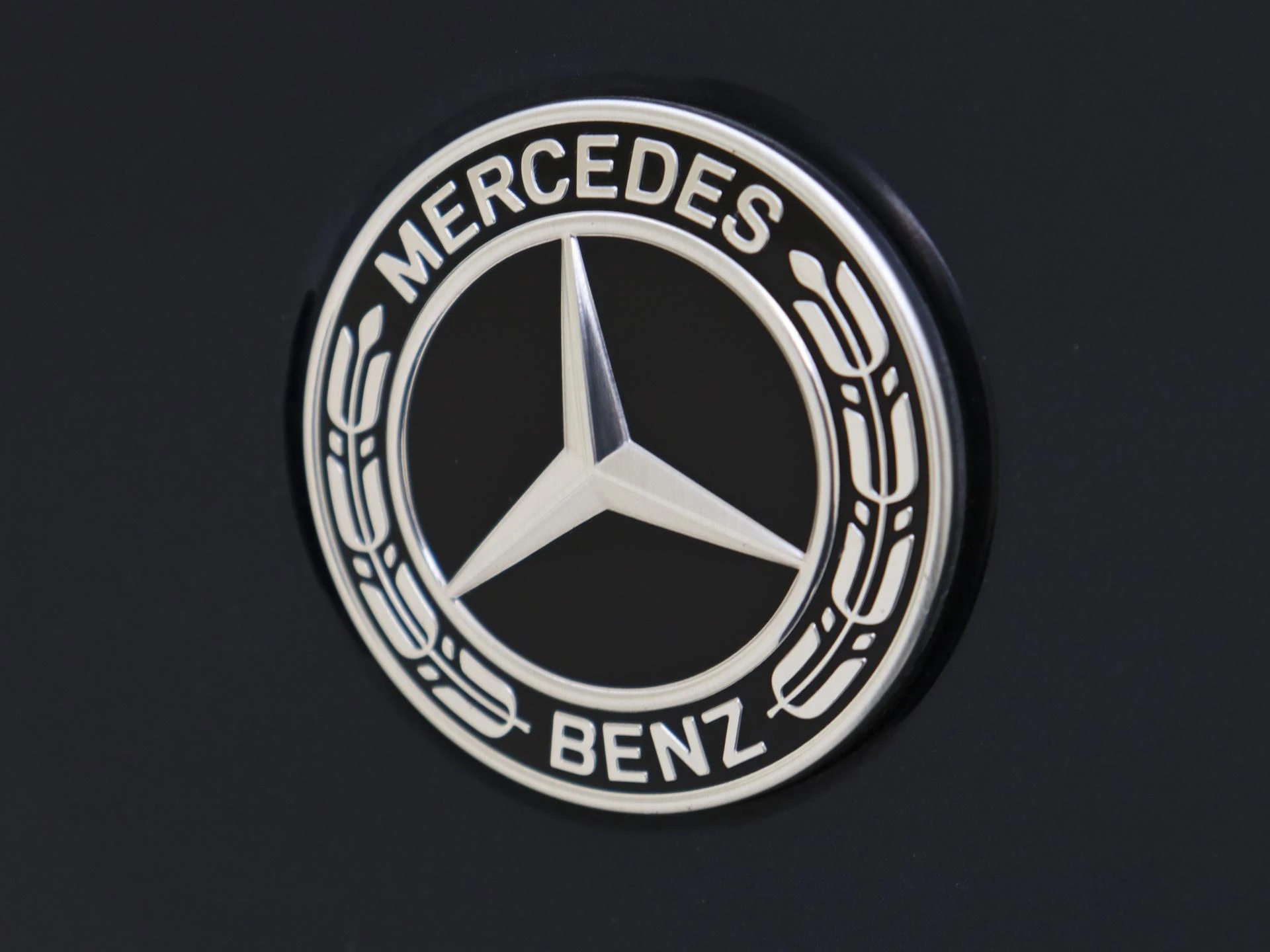 Mercedes-Benz-C-Klasse-image-26