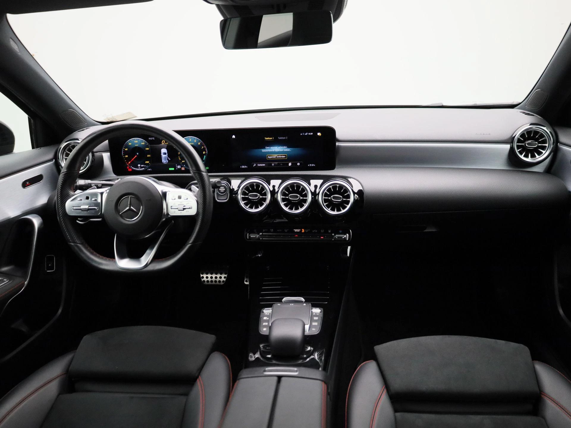 Mercedes-Benz-A-Klasse-image-34