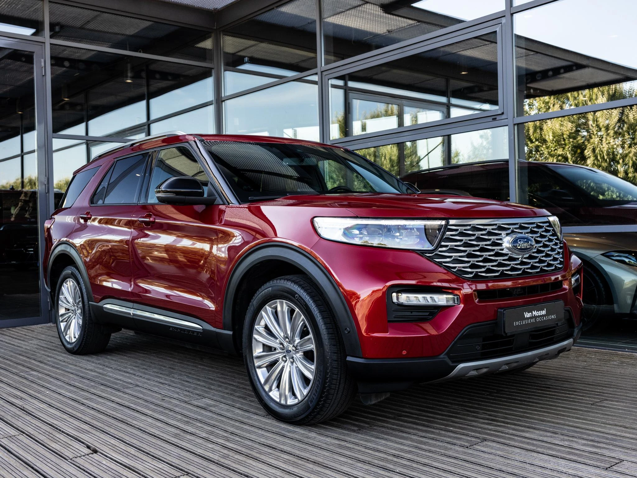 Ford-Explorer-image-2