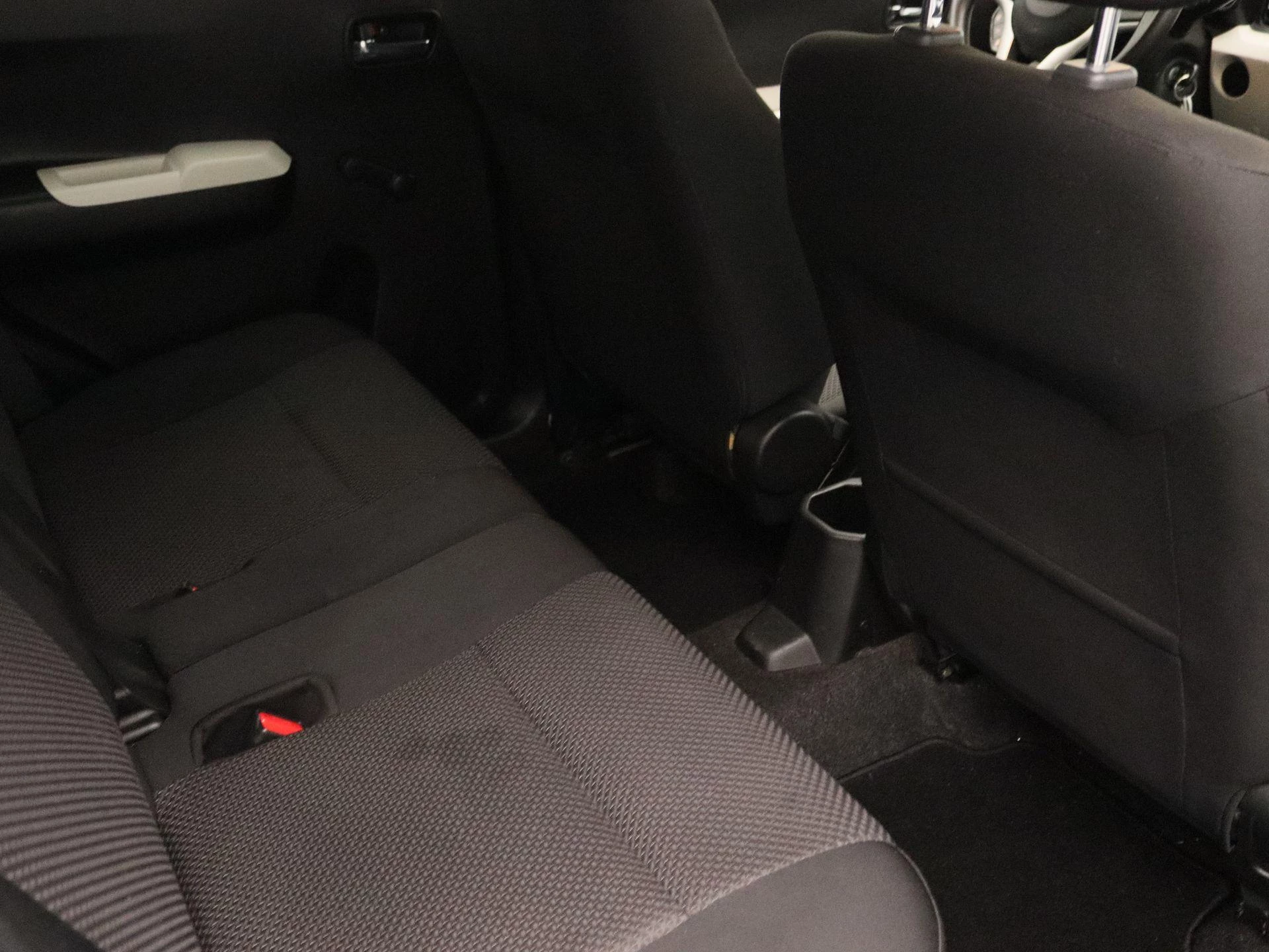 Suzuki-Ignis-image-23