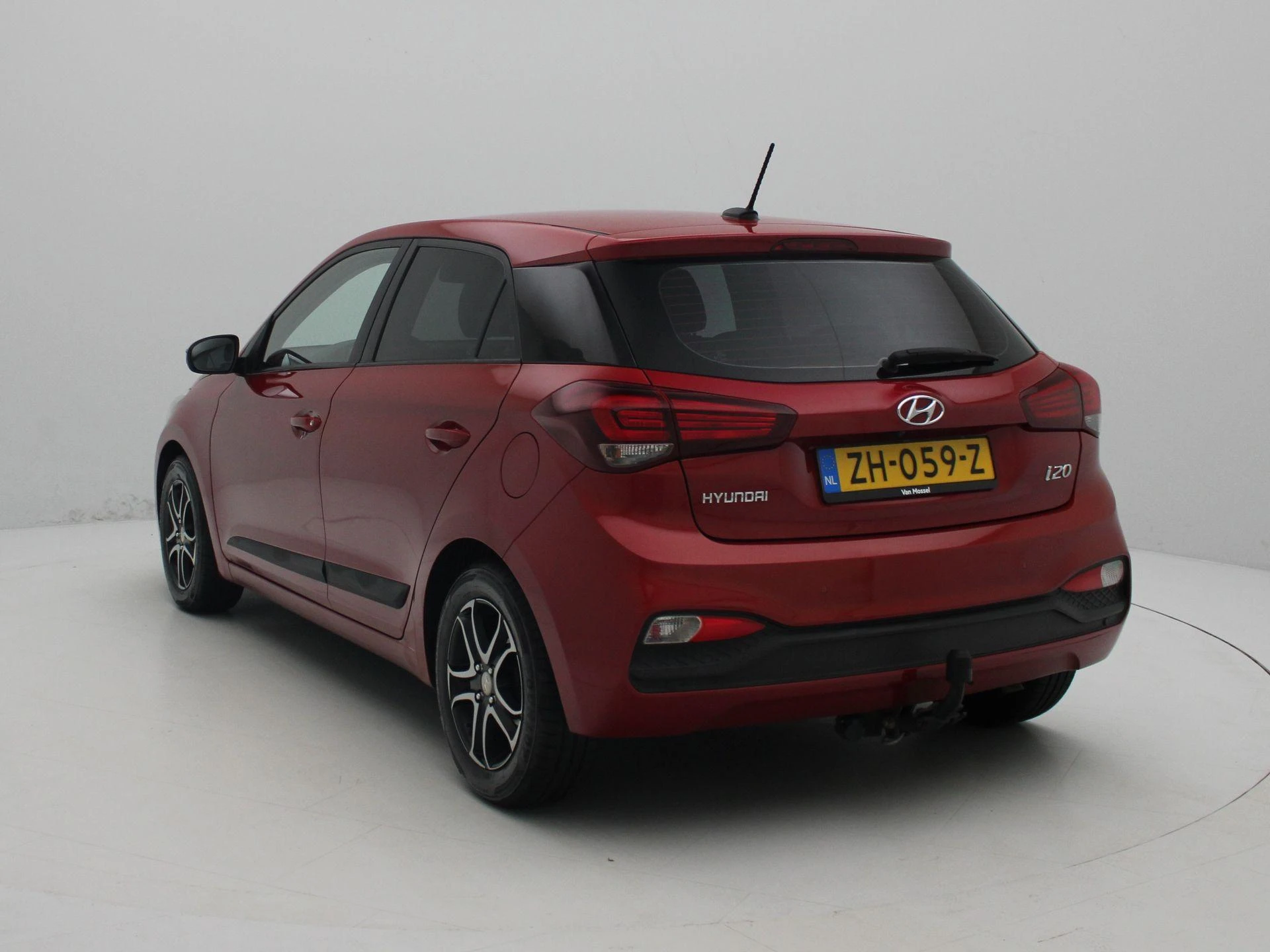 Hyundai-i20-image-1