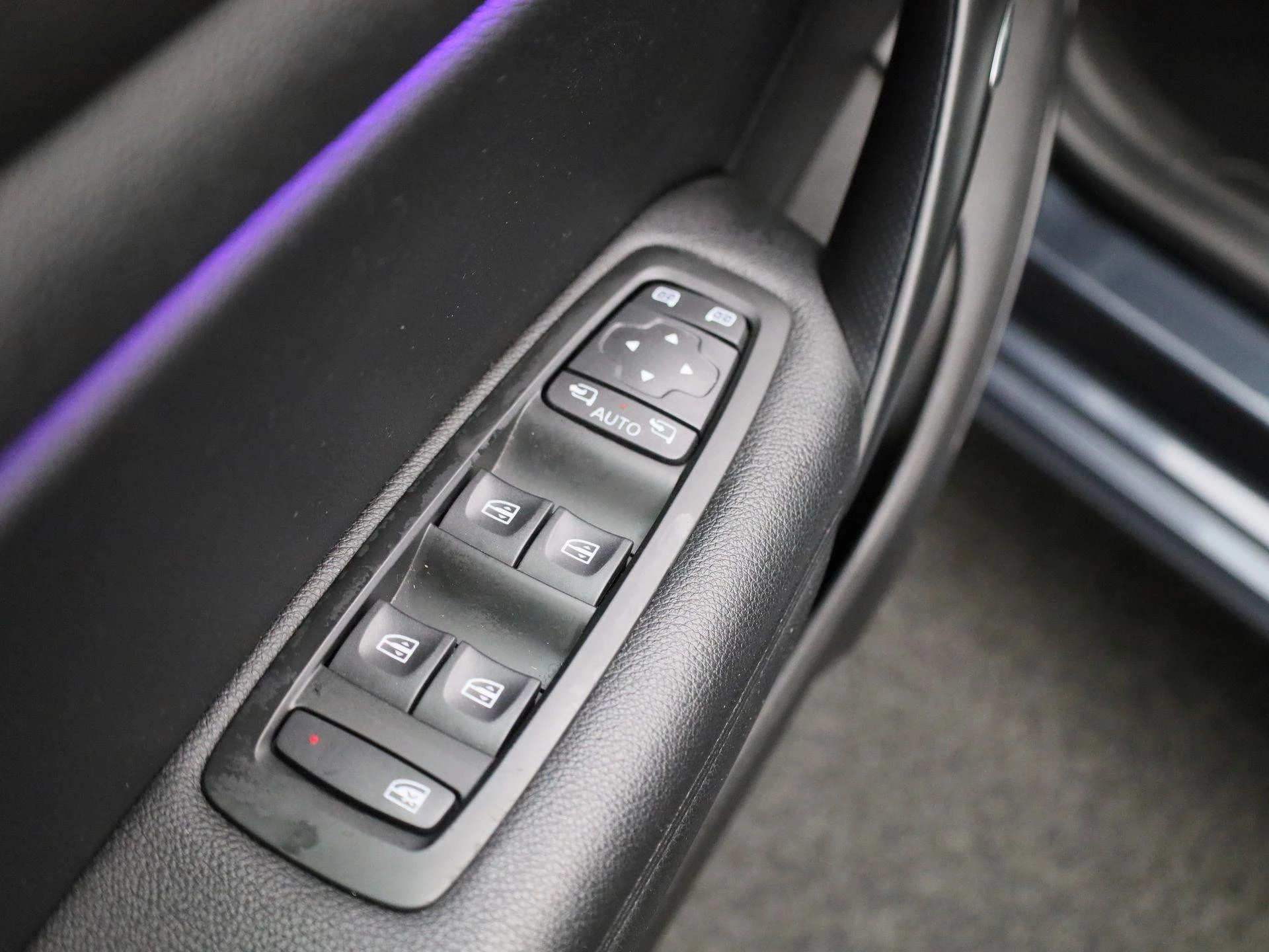 Renault-Megane E-Tech-image-29