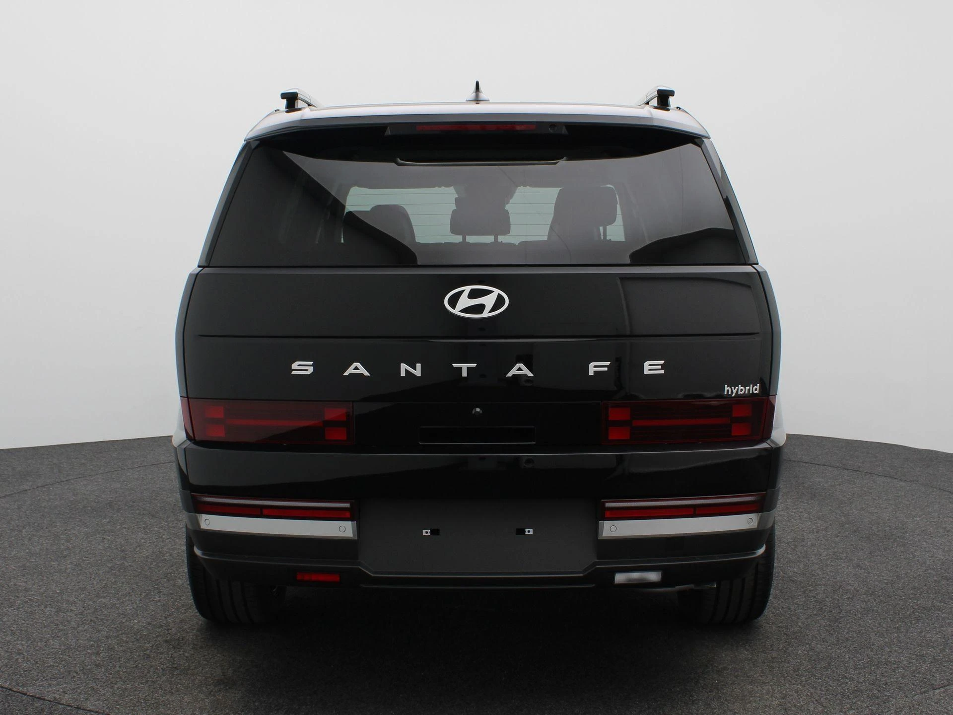 Hyundai-Santa Fe-image-4