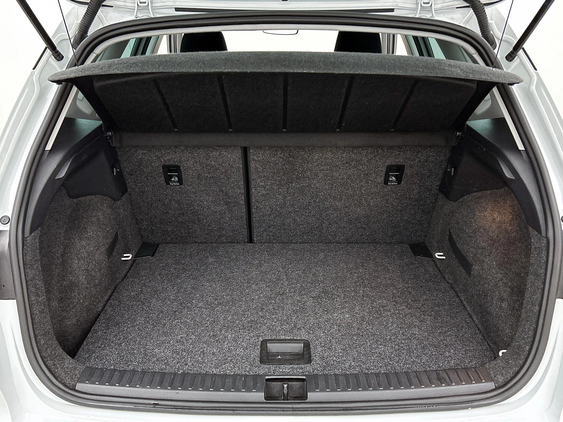 SEAT-Arona-image-22
