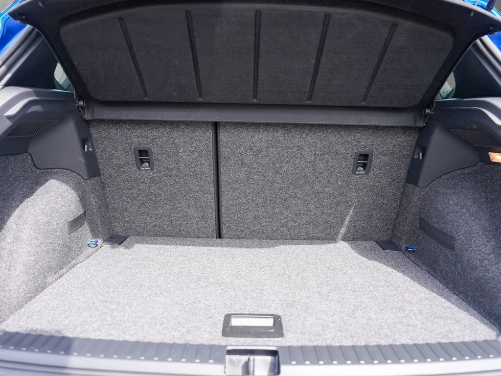 SEAT-Arona-image-6