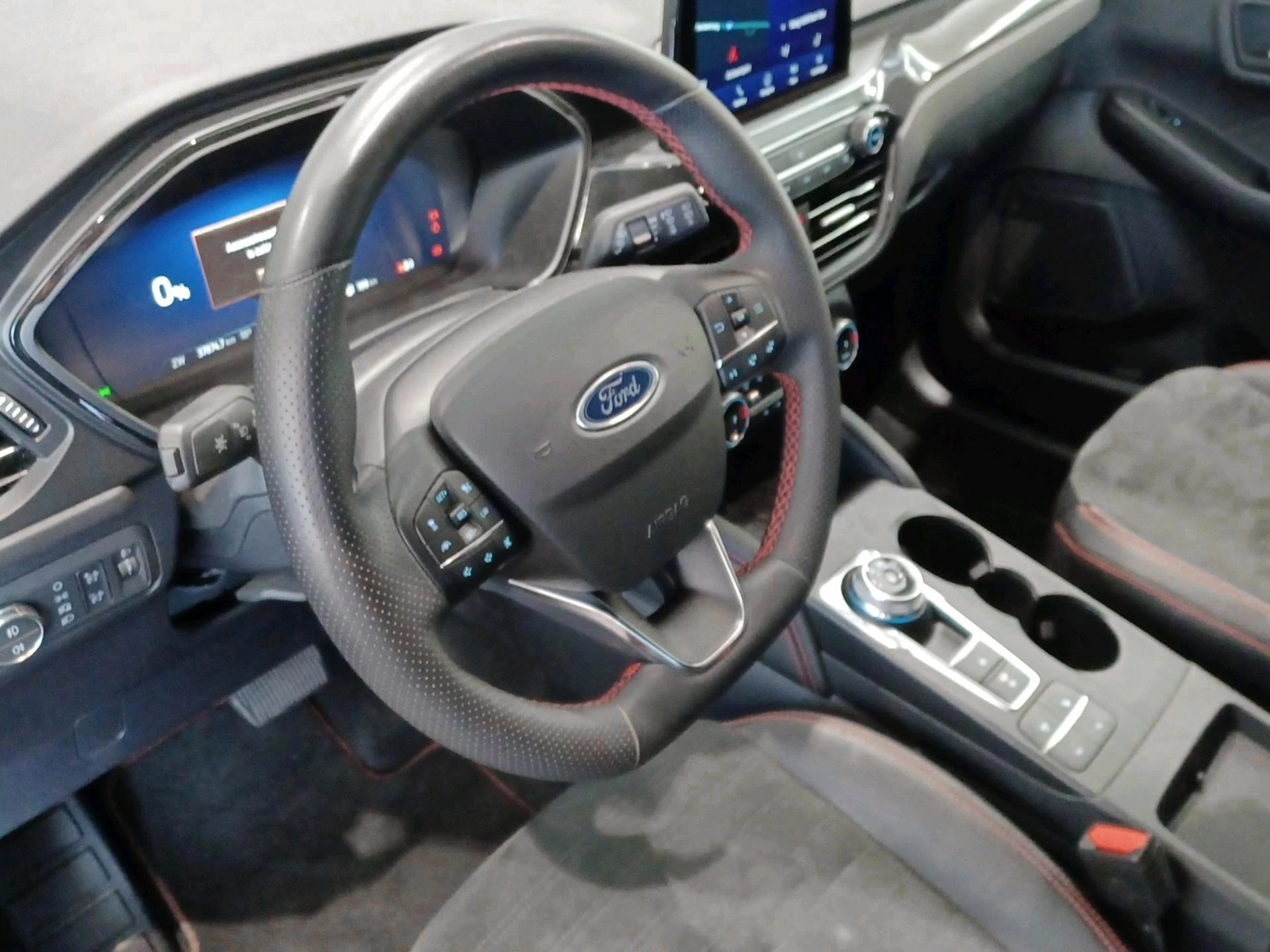 Ford Kuga 2.5i PHEV Aut. 165kW ST-Line X